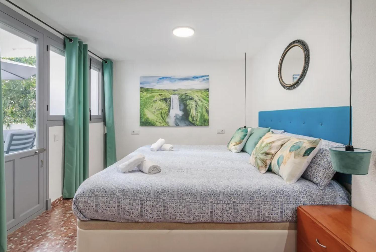 Amparo Home Family Stay near ADDA, Plaza de Toros & General Hospital