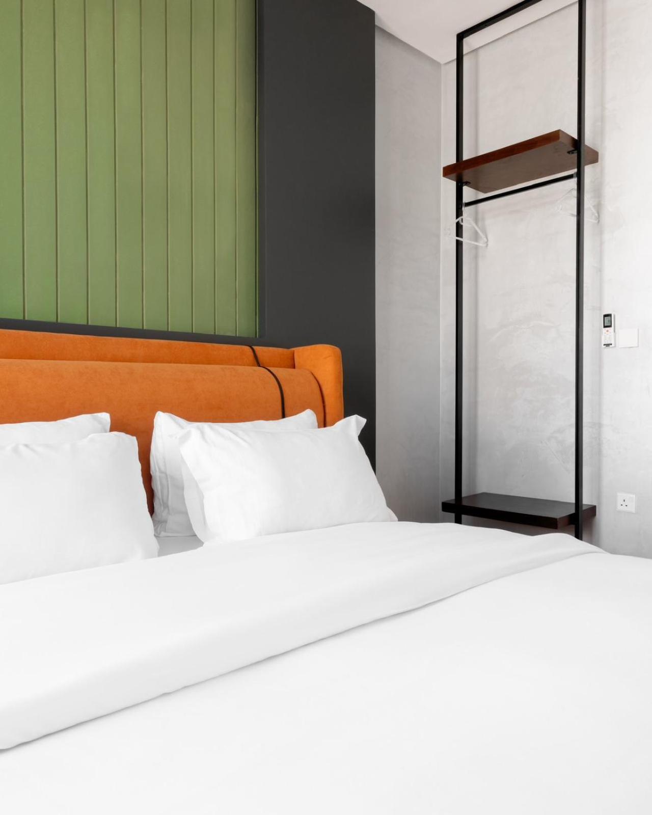 Exclusive Stay with Cinema WiFi Workspace