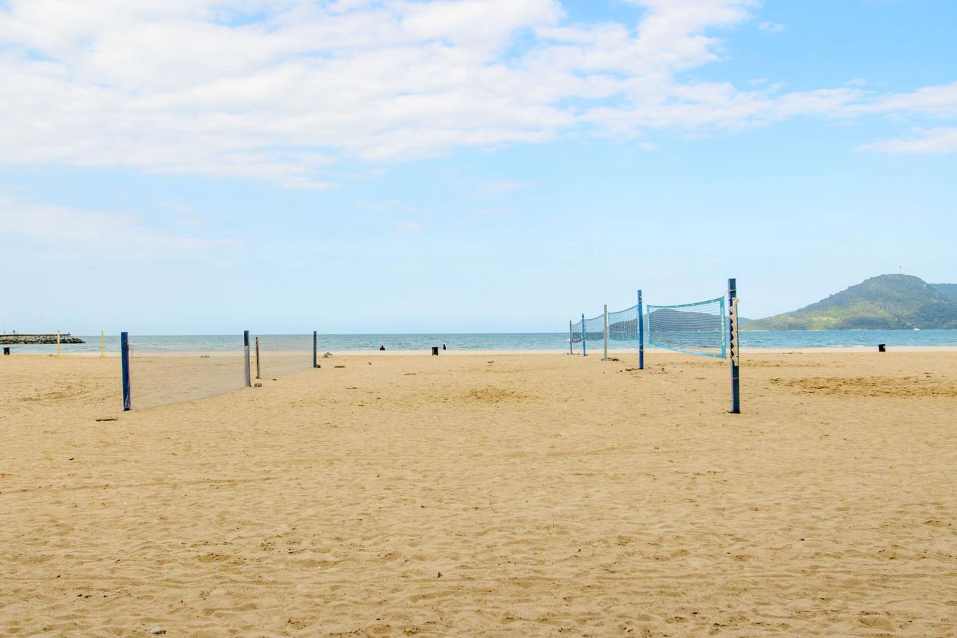 Ap. frente mar c/ vista roda gigante QA9741