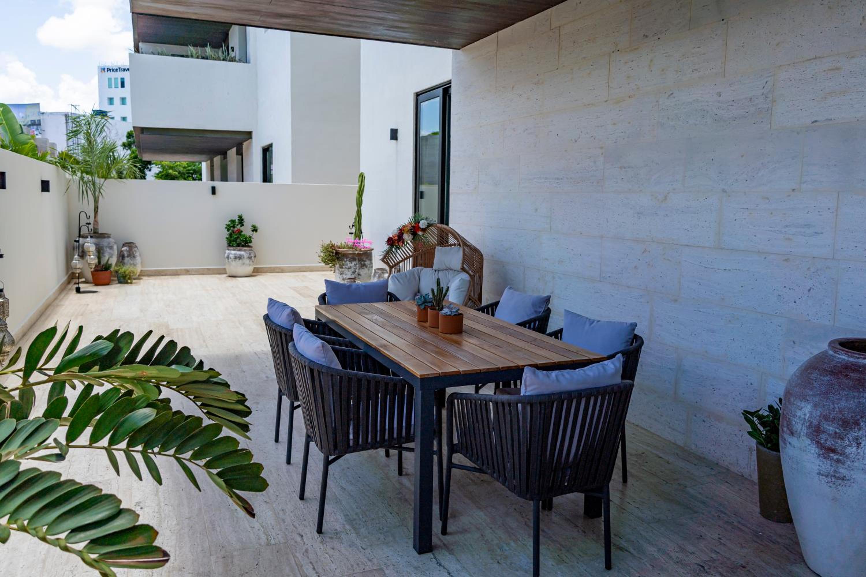 Vela Towers by Andiani Travel