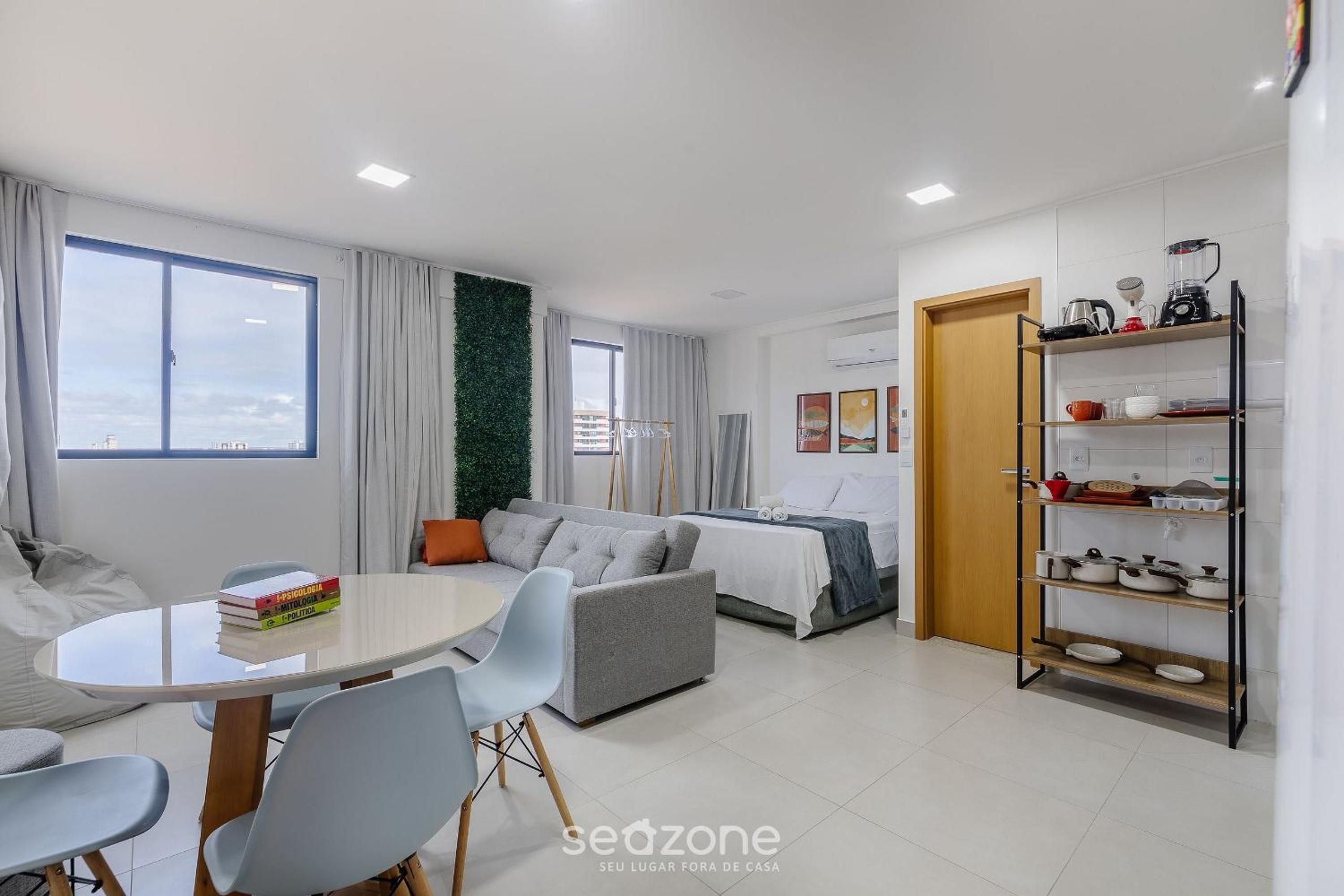 Stay with a pool and gym 350m from the beach in a prime location in Maceió - SLI