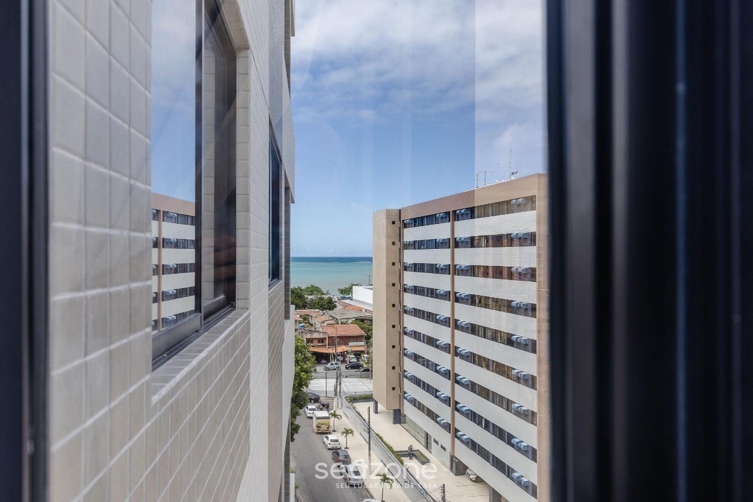Stay with a pool and gym 350m from the beach in a prime location in Maceió - SLI