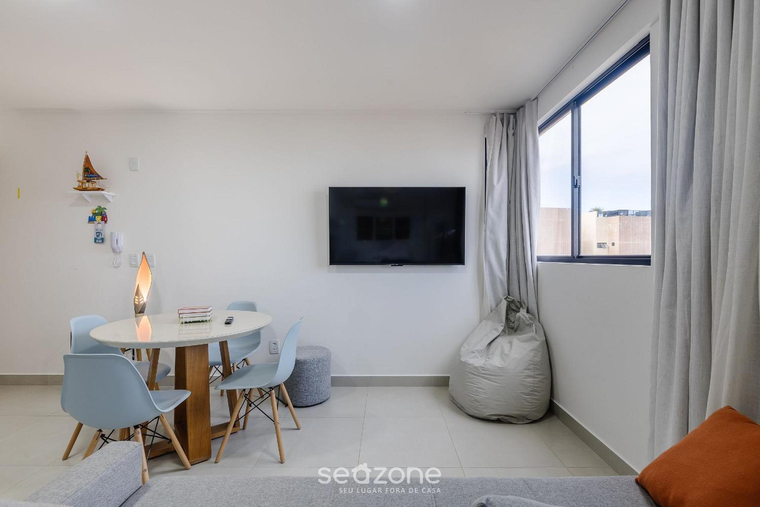 Stay with a pool and gym 350m from the beach in a prime location in Maceió - SLI