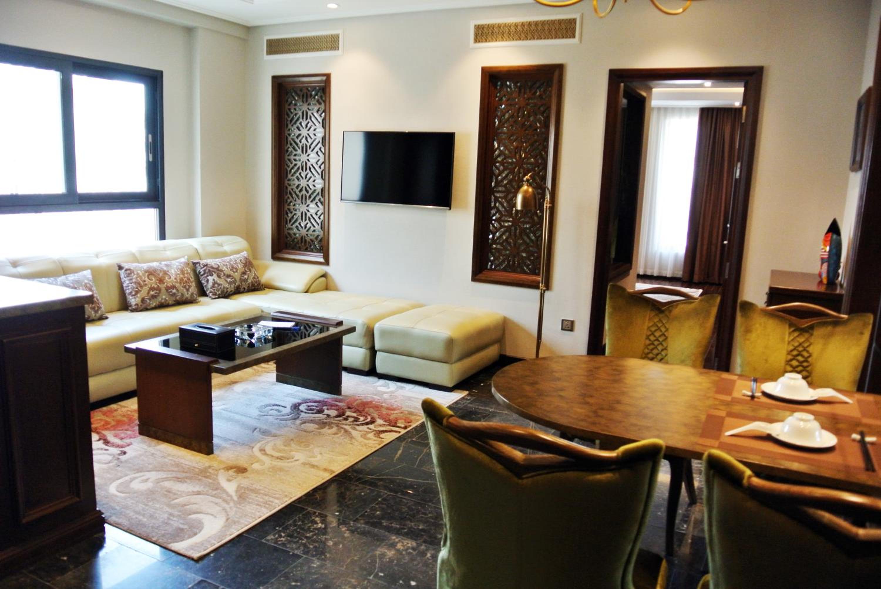 JB Serviced Apartment