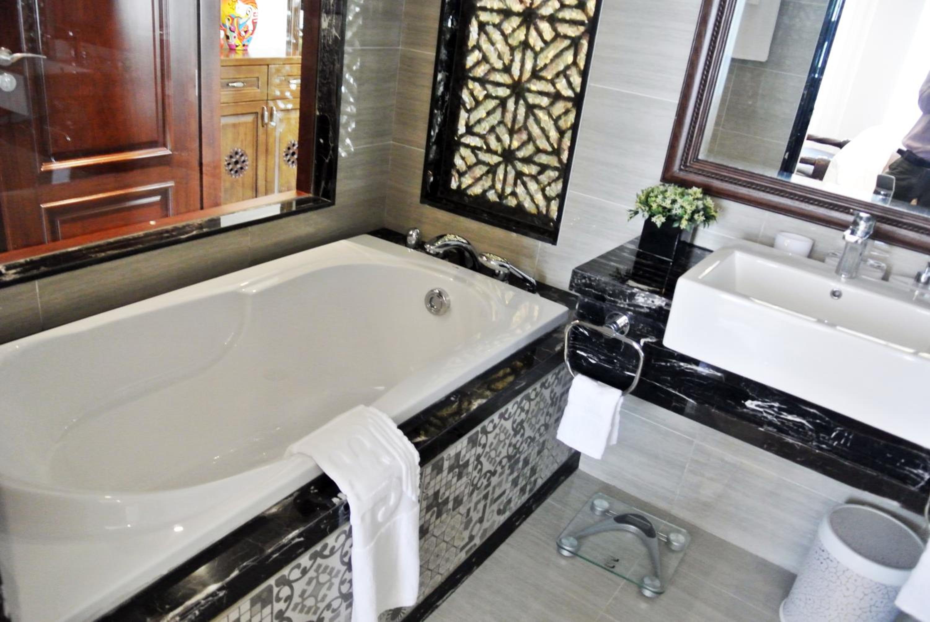 JB Serviced Apartment