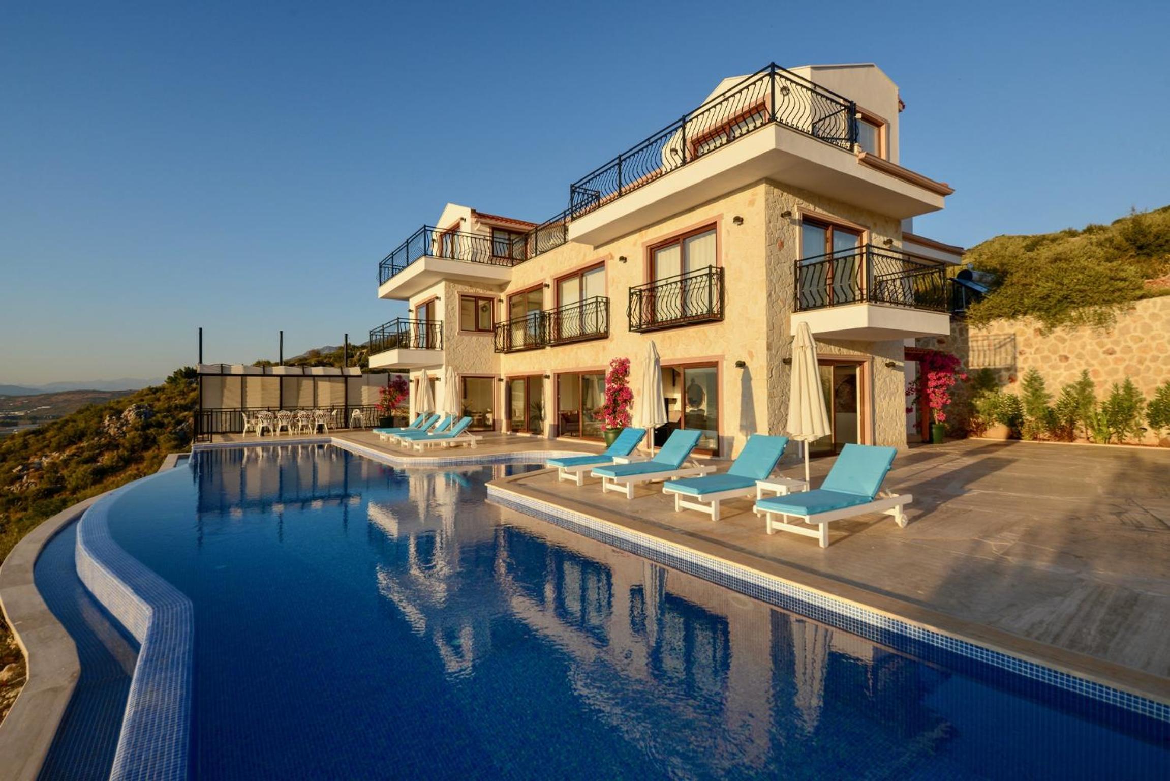 Asfiya Villa