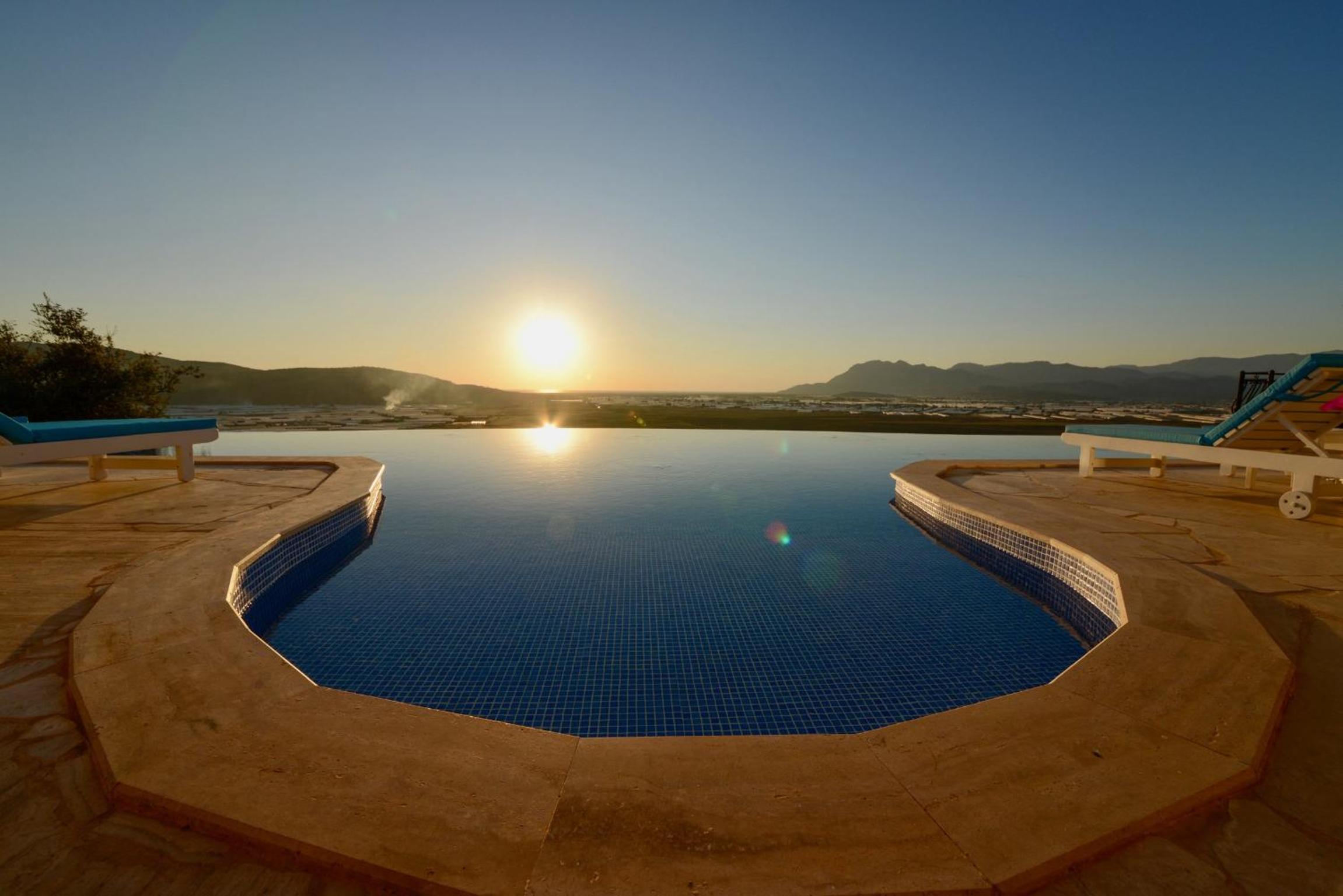 Asfiya Villa