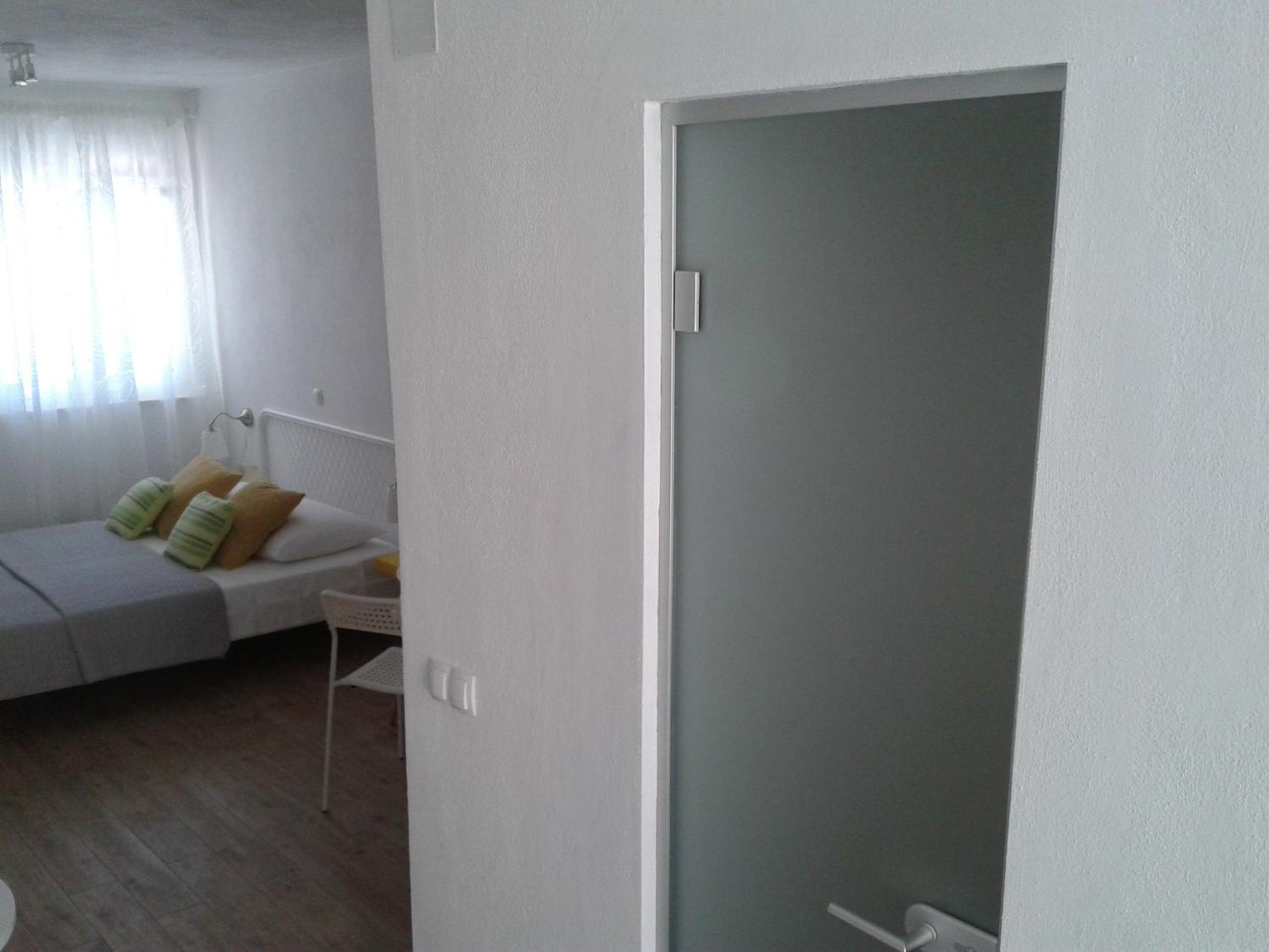 Photo 32