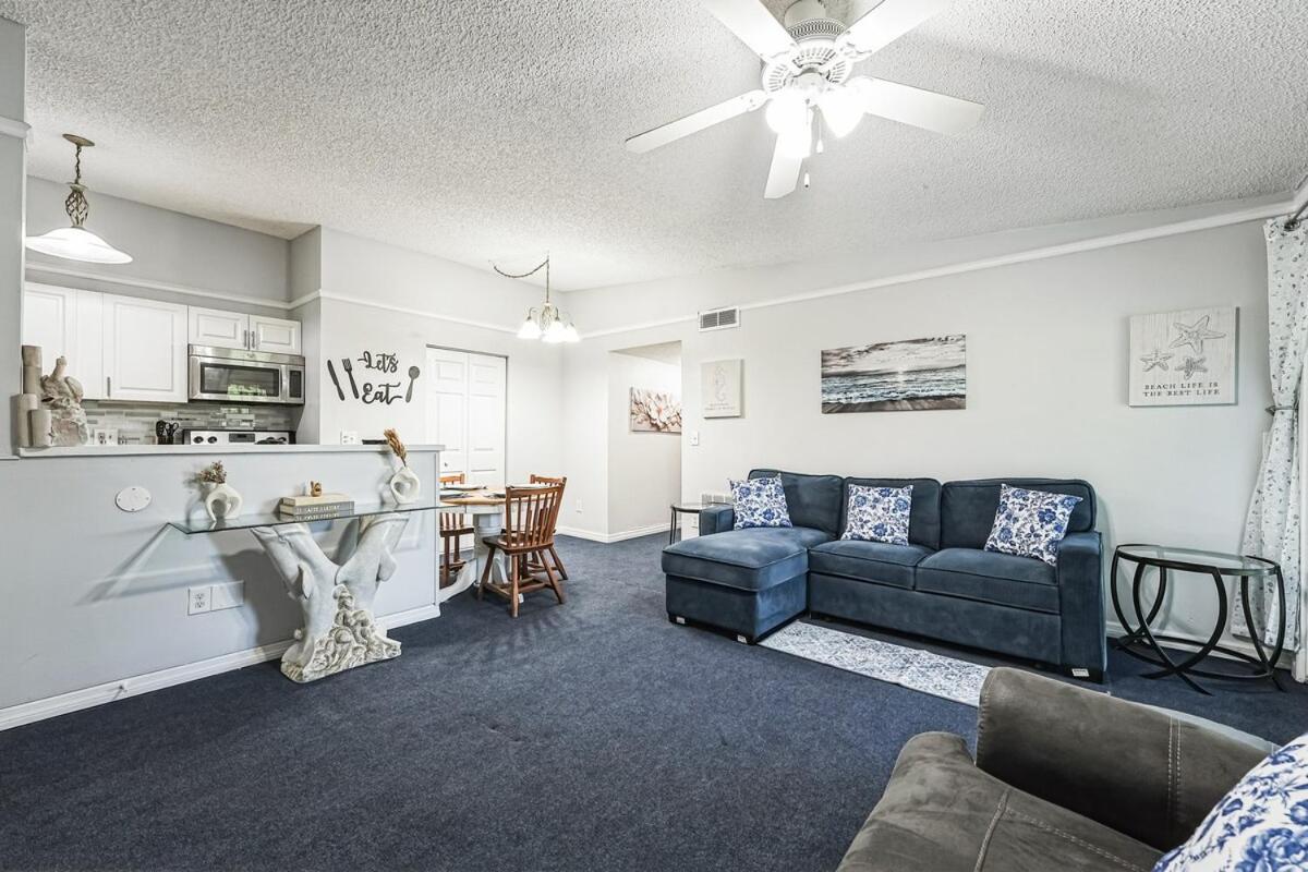 Near Disney Stylish 2BR with Pool