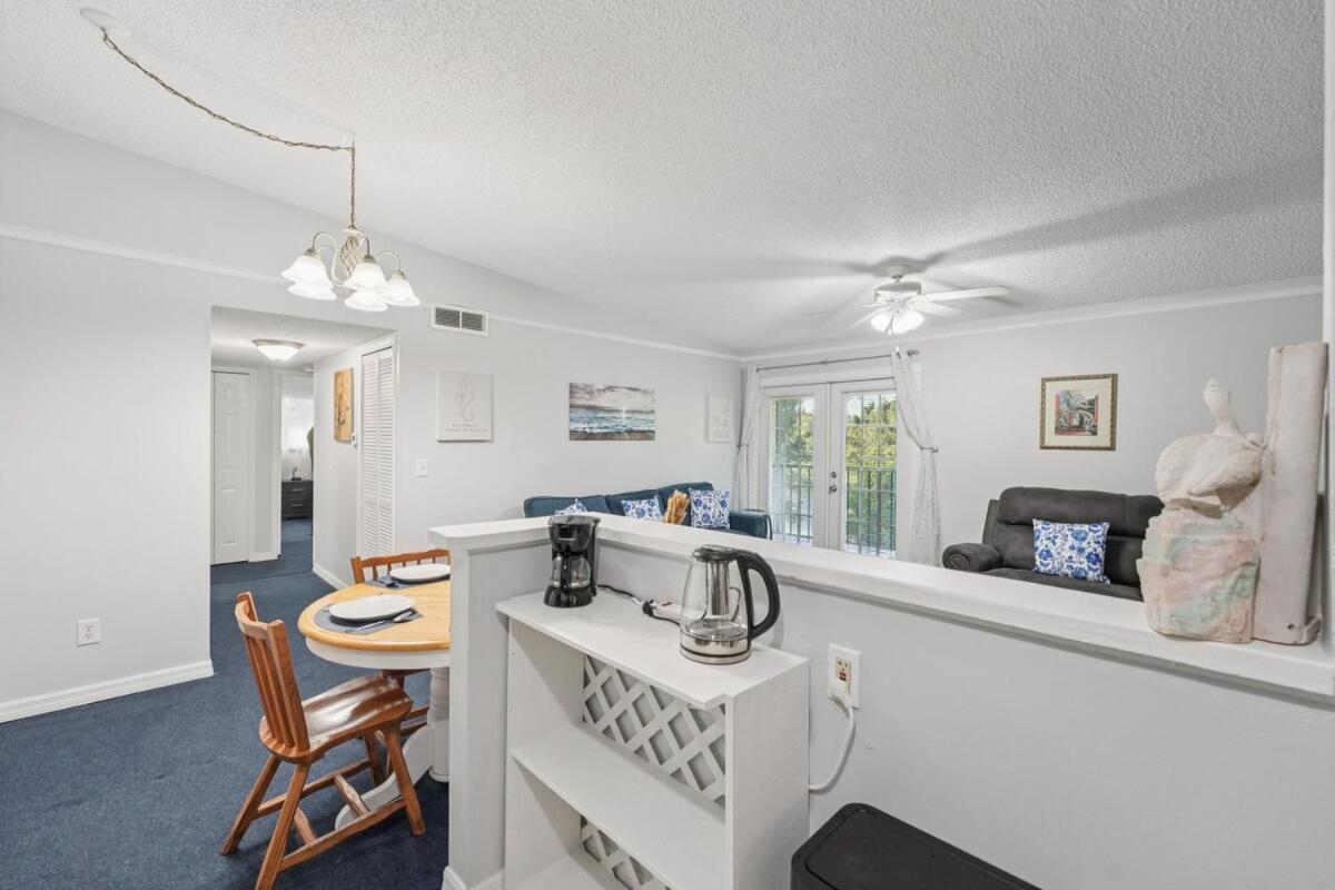 Near Disney Stylish 2BR with Pool