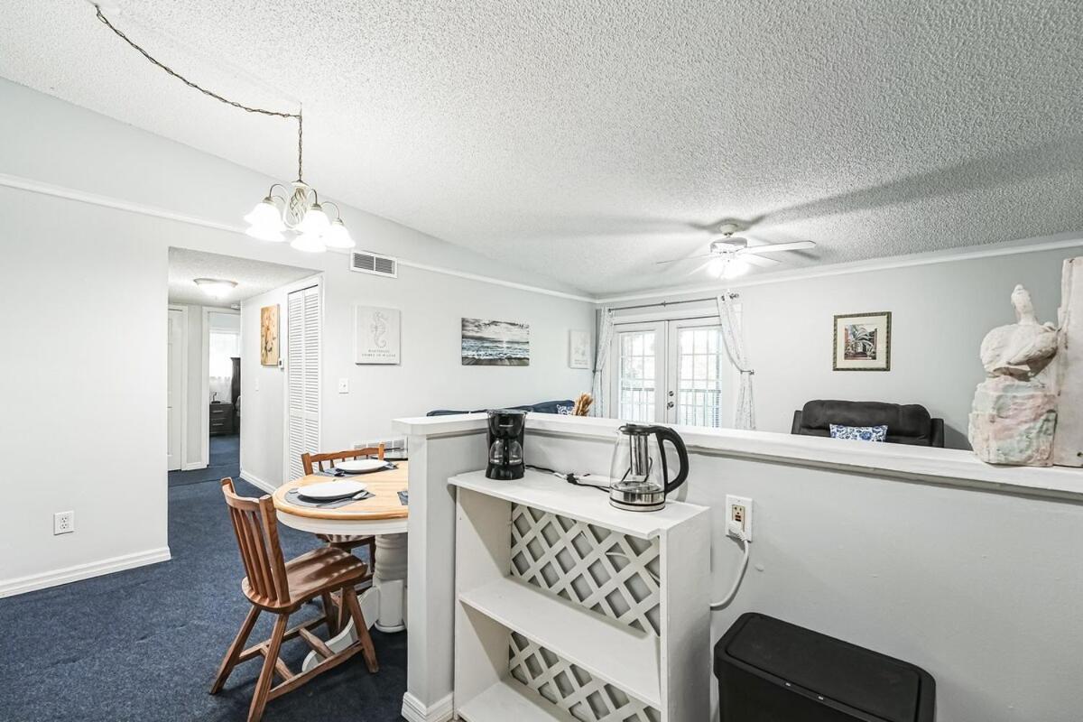 Near Disney Stylish 2BR with Pool