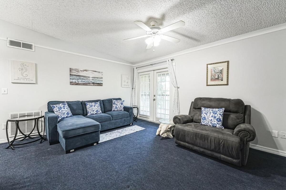 Near Disney Stylish 2BR with Pool