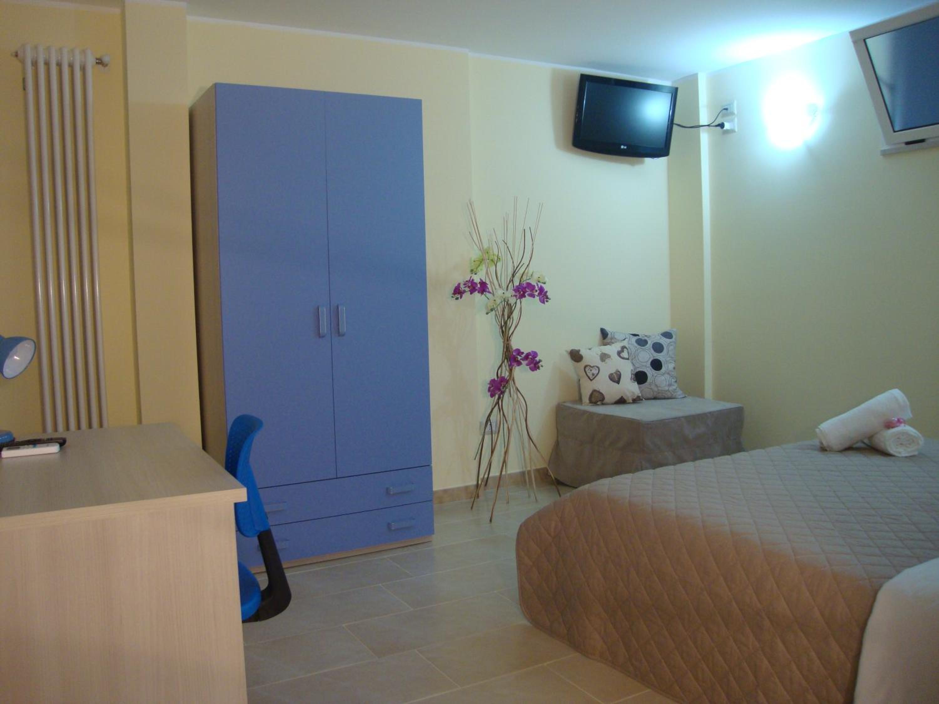 Photo 9