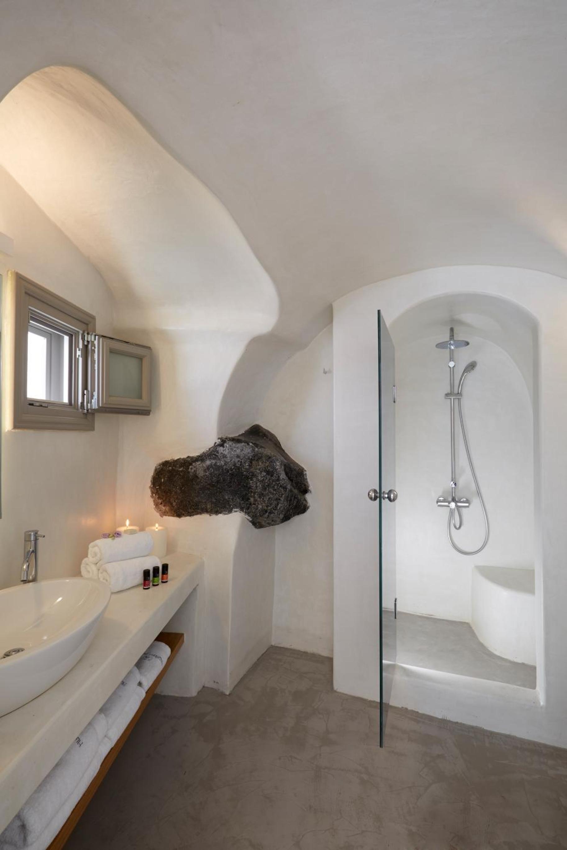 Oia Vacations - Filotera Suites - Property Image 75