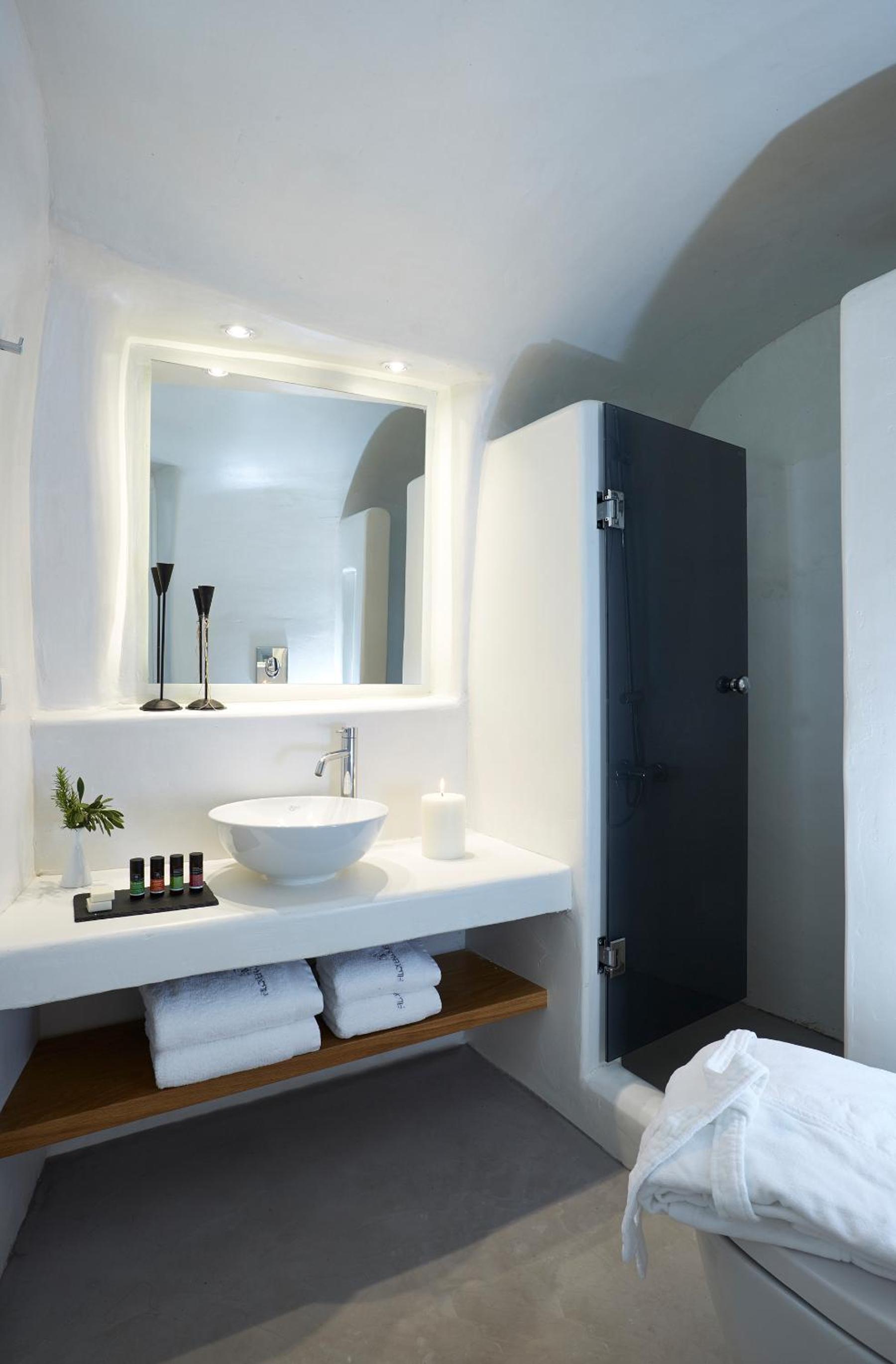 Oia Vacations - Filotera Suites - Property Image 81