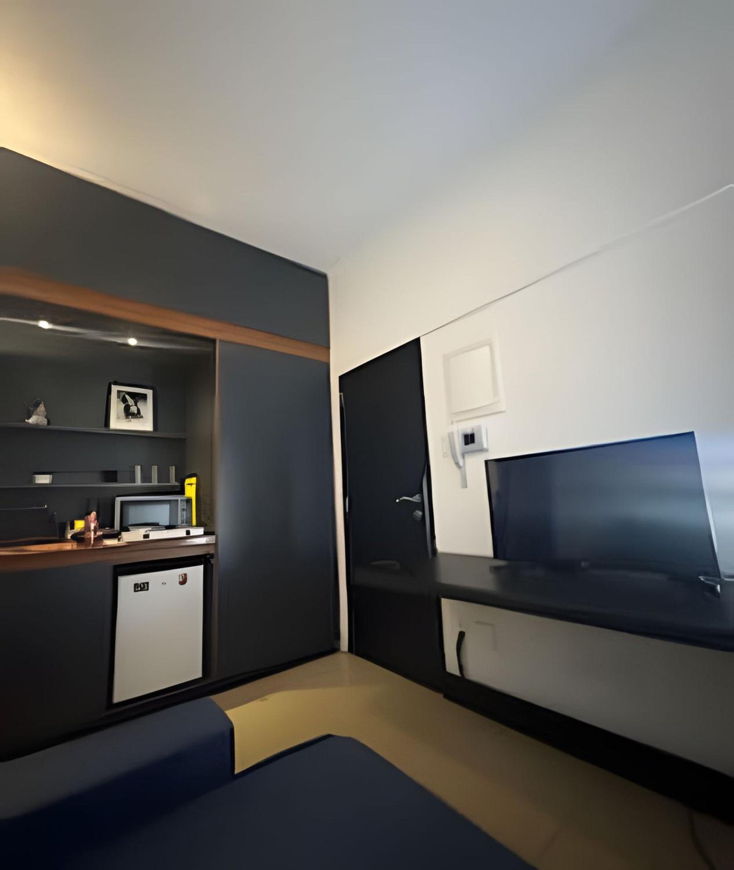 Apartamento a Passos do Metrô da Glória! Silêncio e Portaria 24h