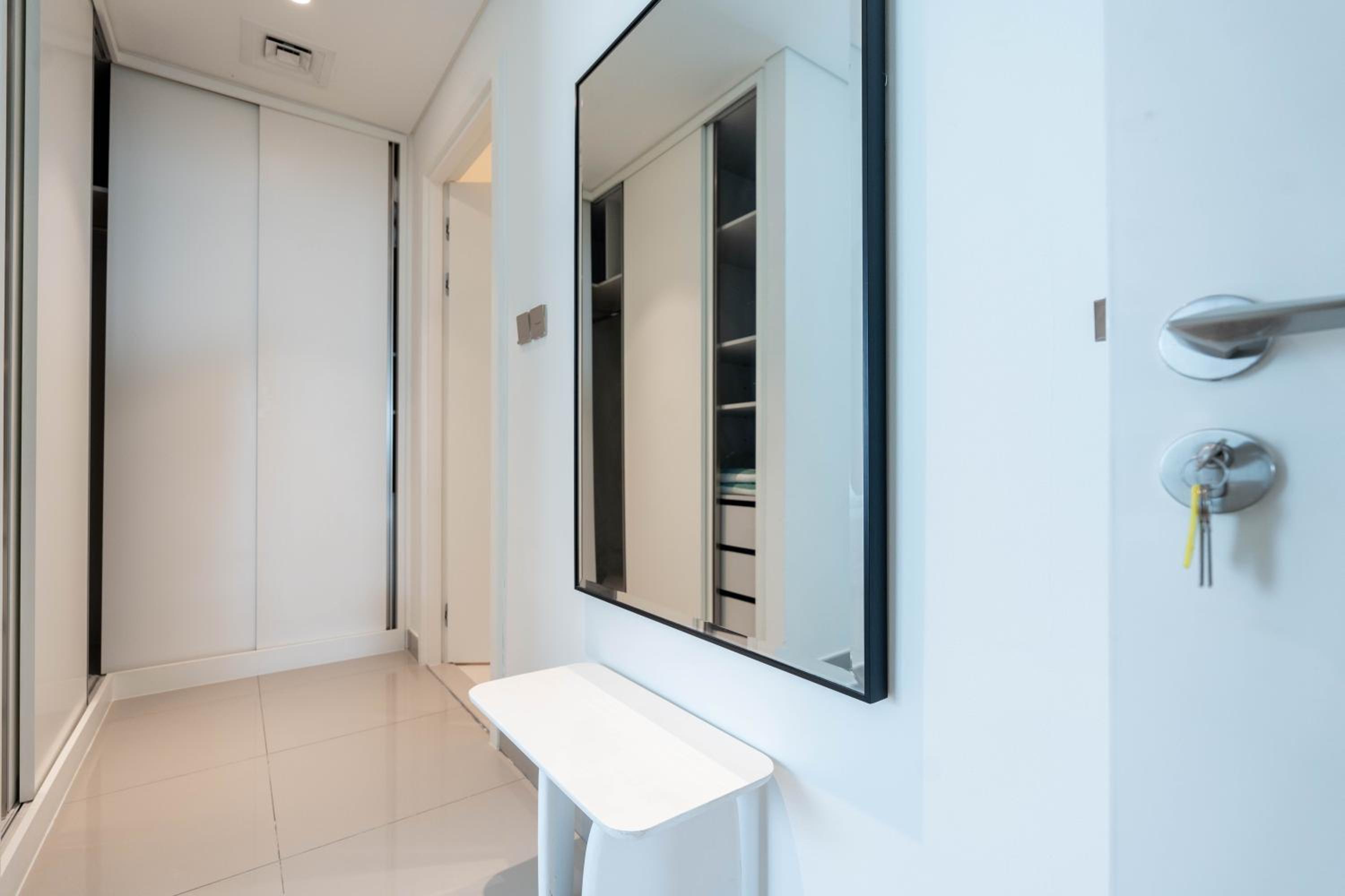 Keyrock Sea-View Penthouse - Dubai Marina, Pool & Sauna