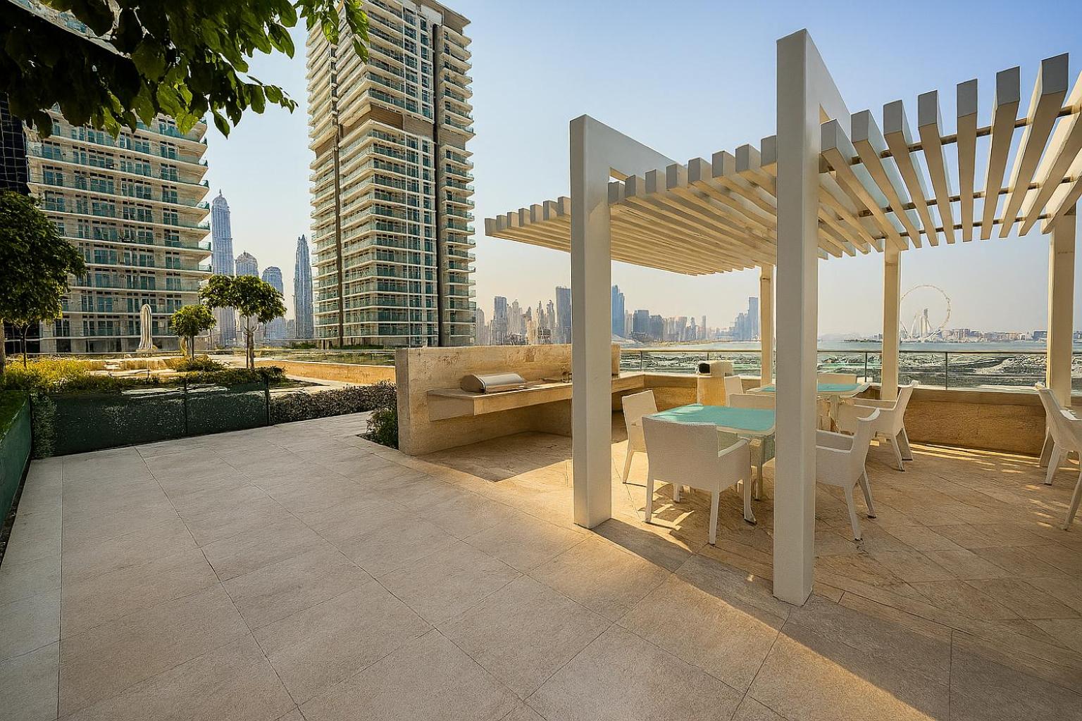 Keyrock Sea-View Penthouse - Dubai Marina, Pool & Sauna