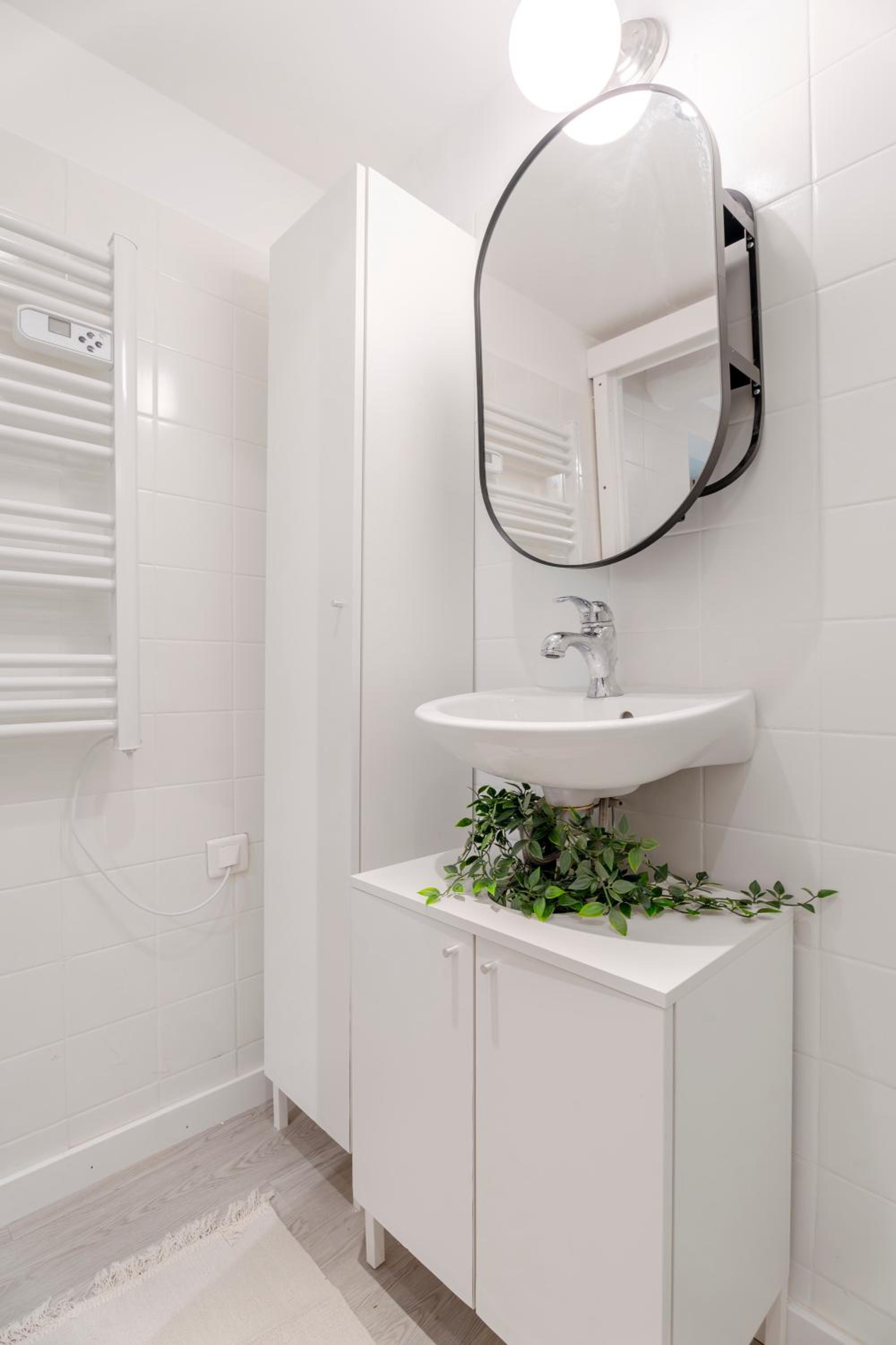 L'Escale - Idéal Pro & Couple - WIFI HD - 5min Port Toulon & Plage - Sauna Exclusif & Terrasse Privée - Piscine