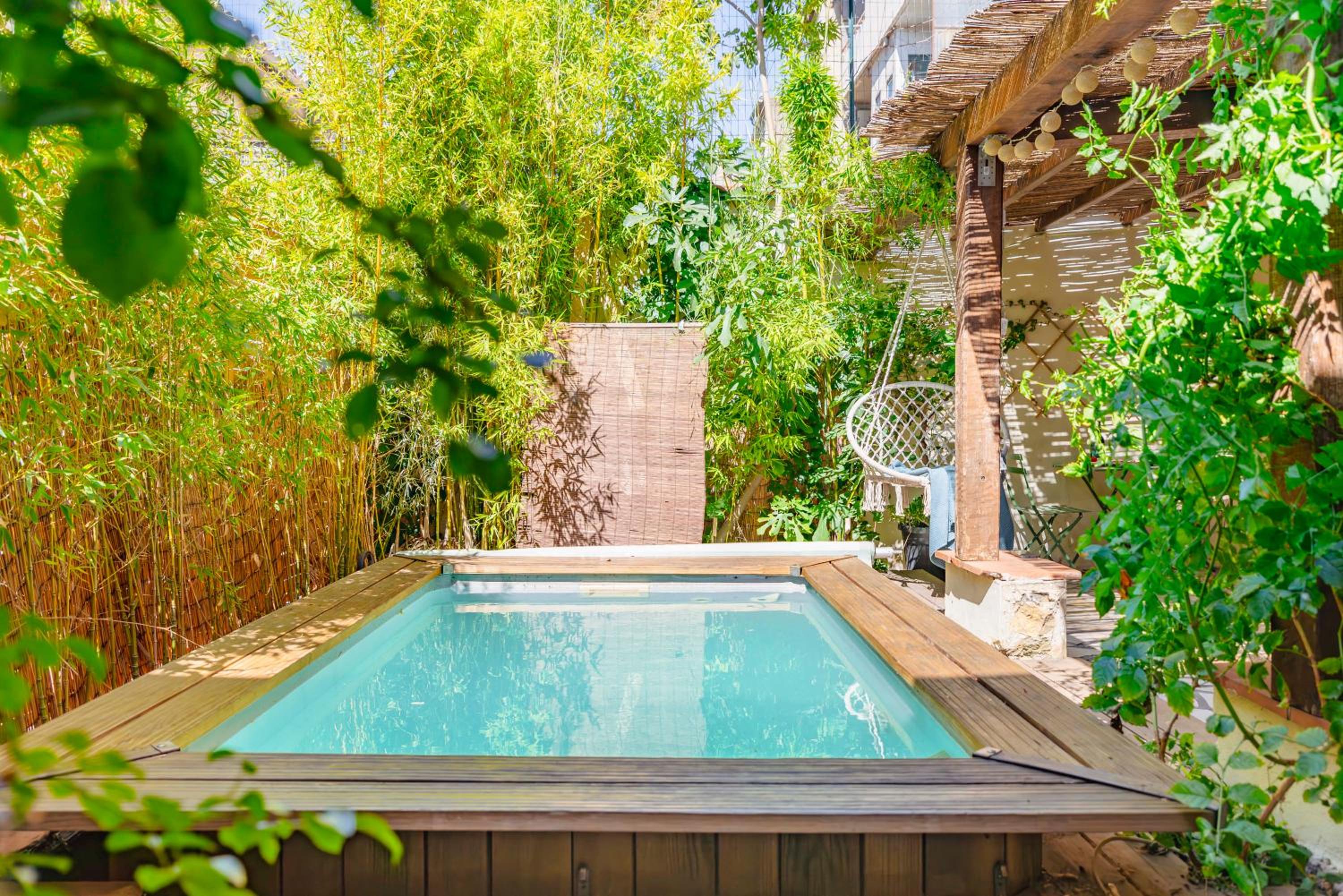 L'Escale - Idéal Pro & Couple - WIFI HD - 5min Port Toulon & Plage - Sauna Exclusif & Terrasse Privée - Piscine