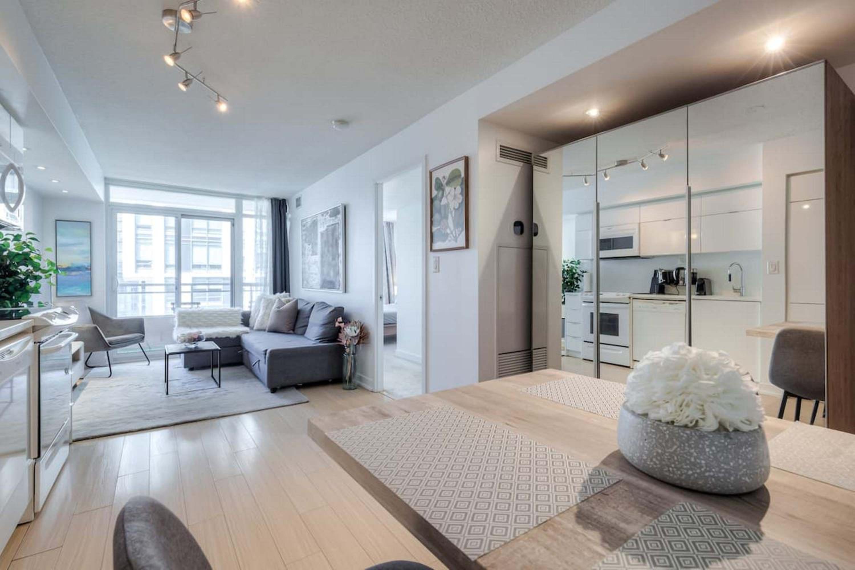 Modern 2 Bedroom plus Den Condo with Balcony Downtown Toronto