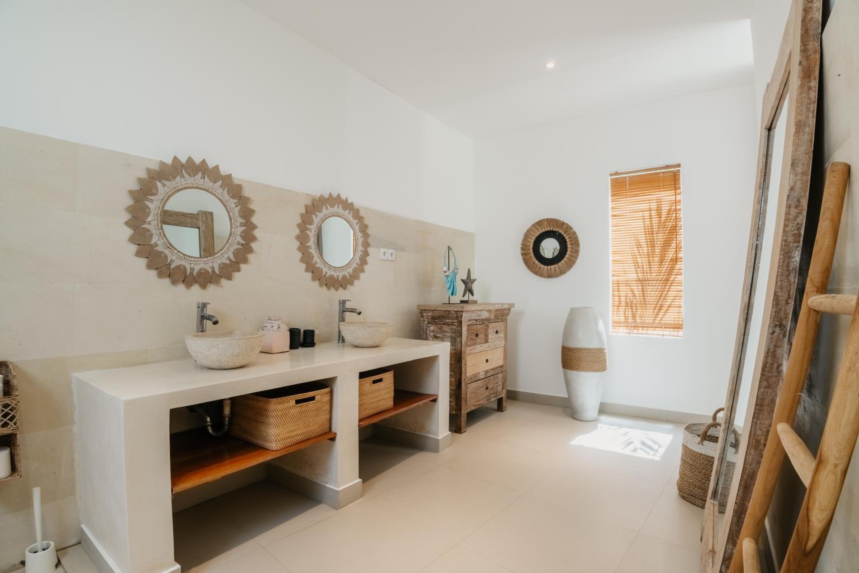 NEW! Villa Umalas Paradise - 4BR Villa in Umalas