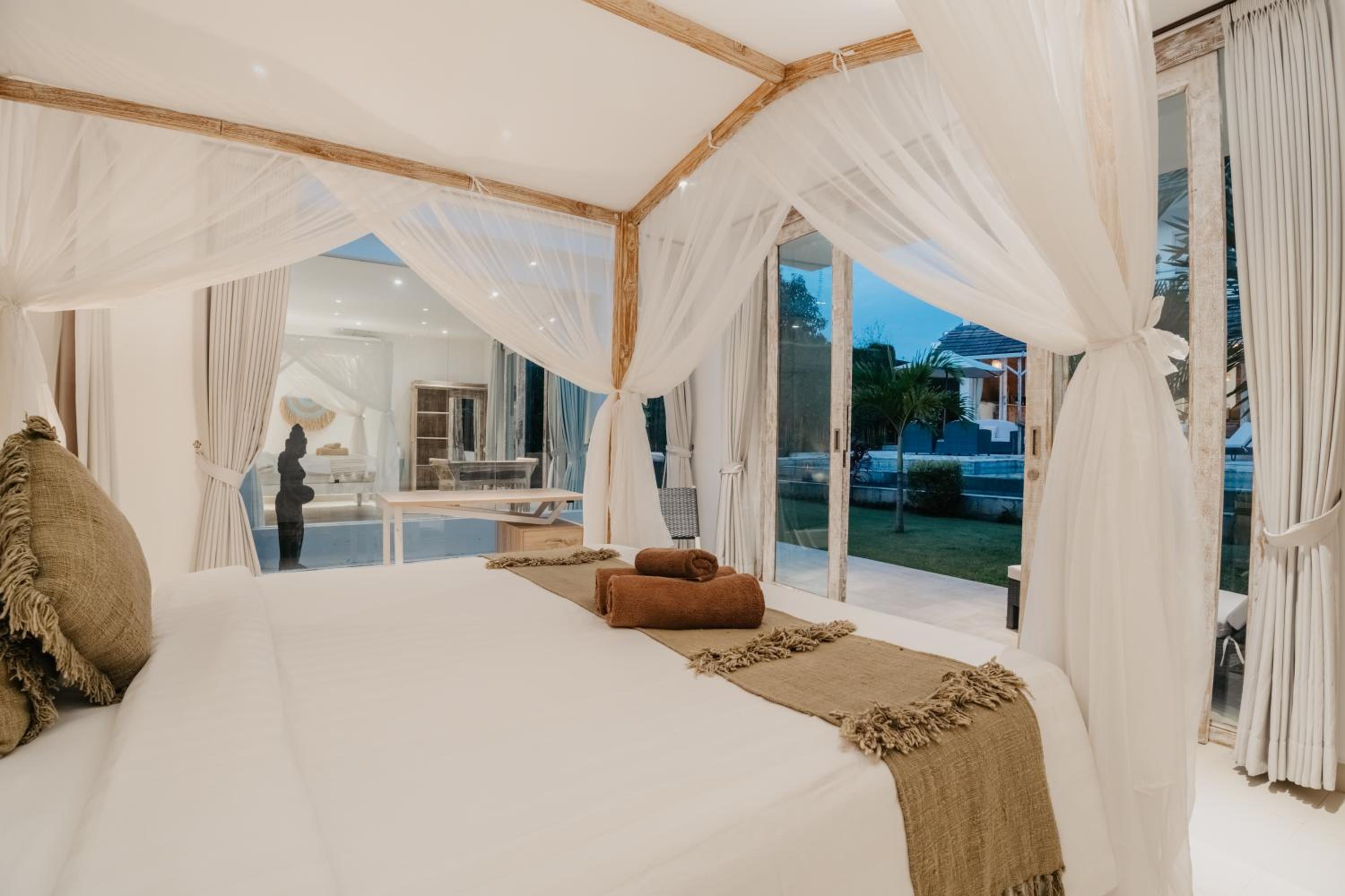 NEW! Villa Umalas Paradise - 4BR Villa in Umalas