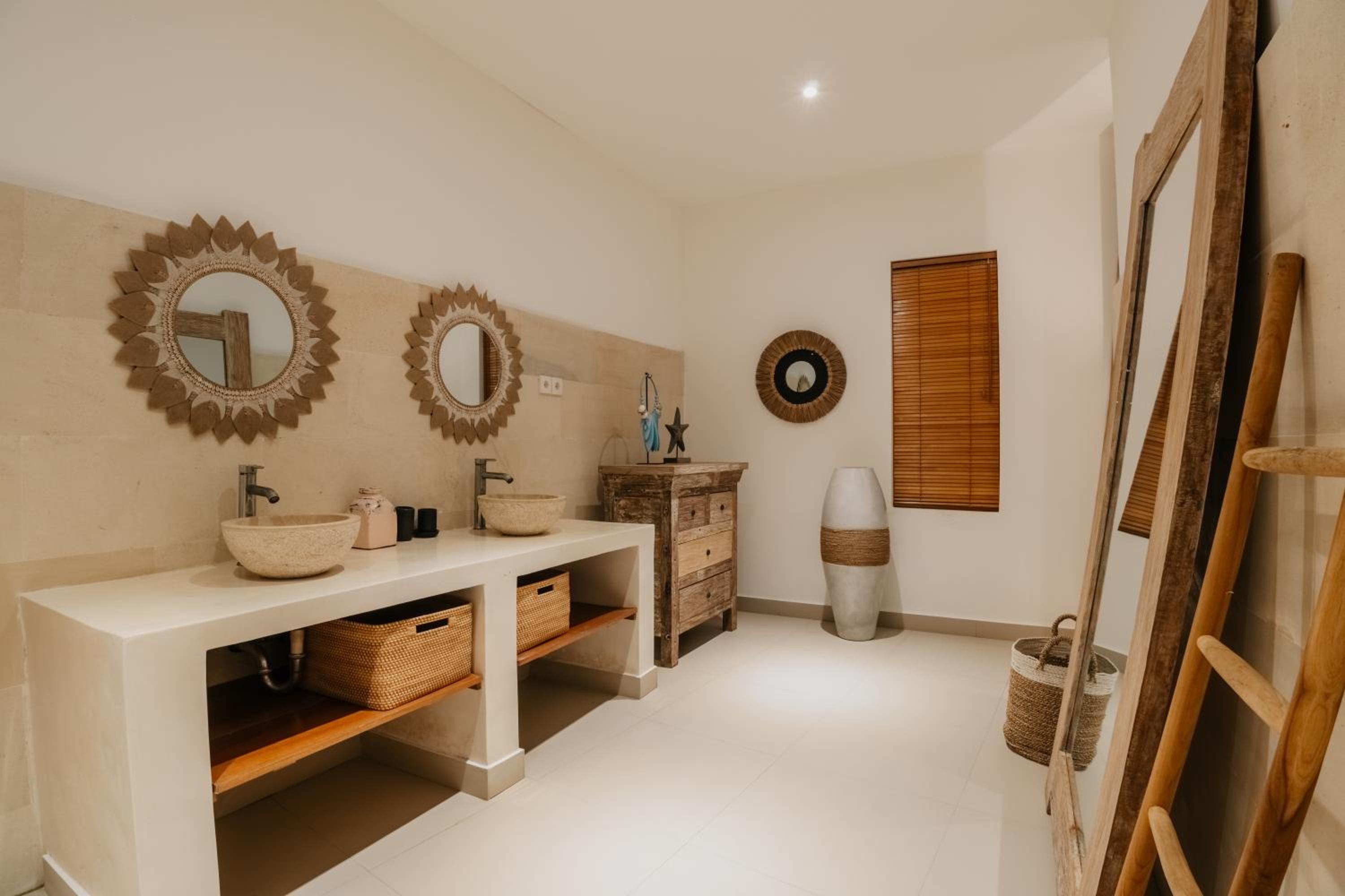 NEW! Villa Umalas Paradise - 4BR Villa in Umalas
