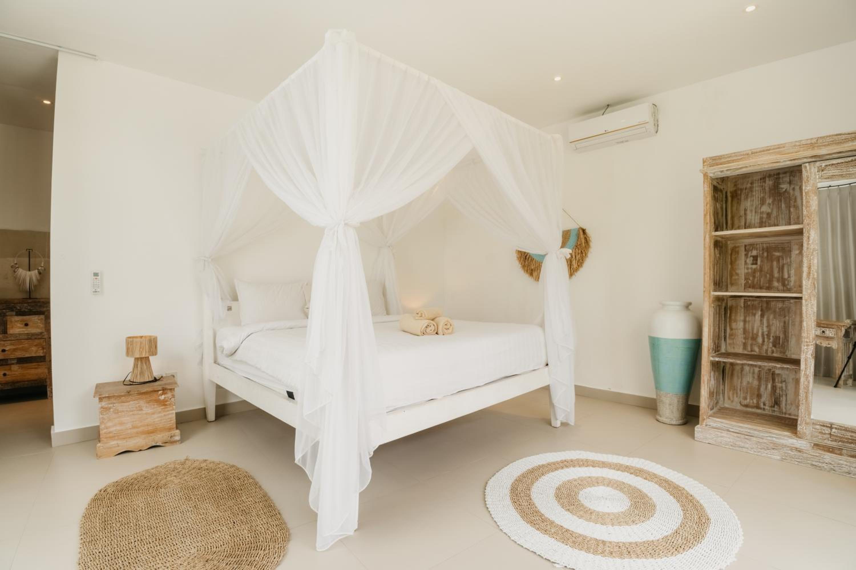 NEW! Villa Umalas Paradise - 4BR Villa in Umalas
