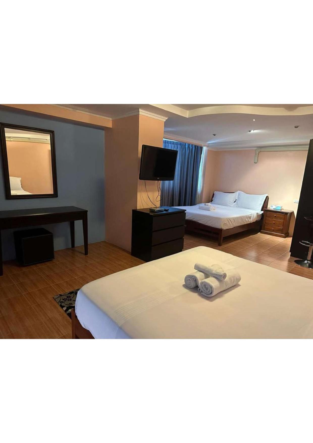 Omni Tower Nana- Fully Furnished Apartments Bangkok