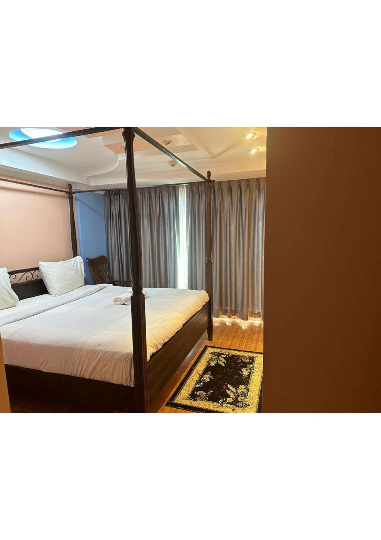 Omni Tower Nana- Fully Furnished Apartments Bangkok