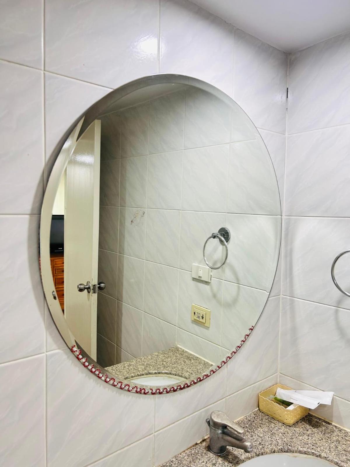 Omni Tower Nana- Fully Furnished Apartments Bangkok