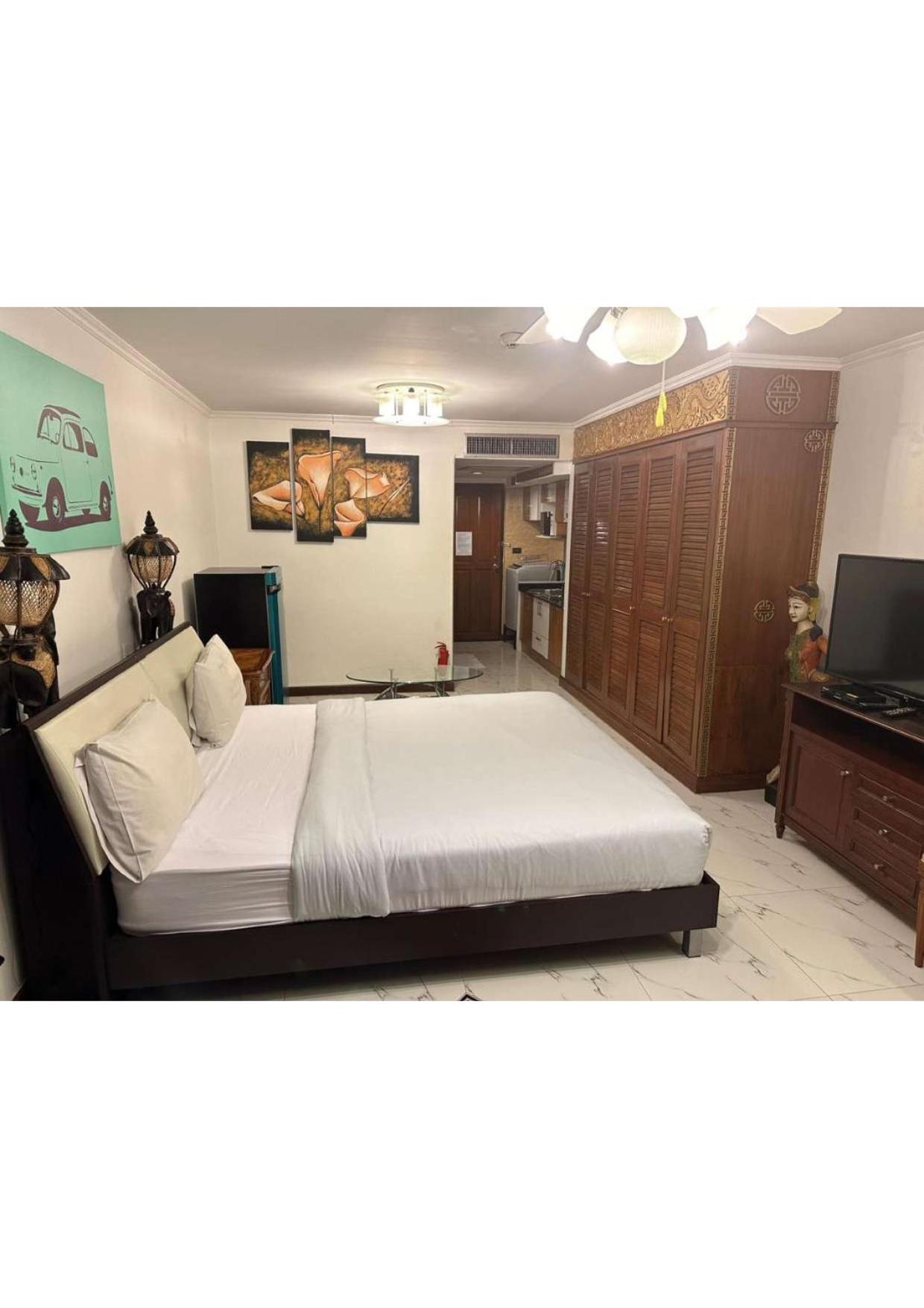 Omni Tower Nana- Fully Furnished Apartments Bangkok