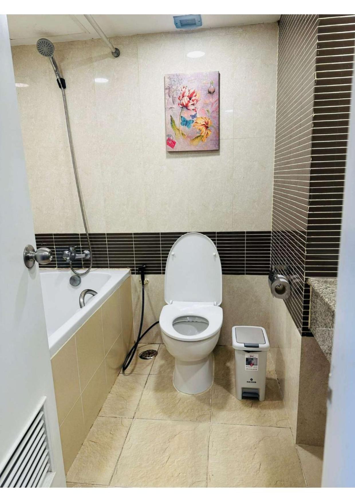 Omni Tower Nana- Fully Furnished Apartments Bangkok