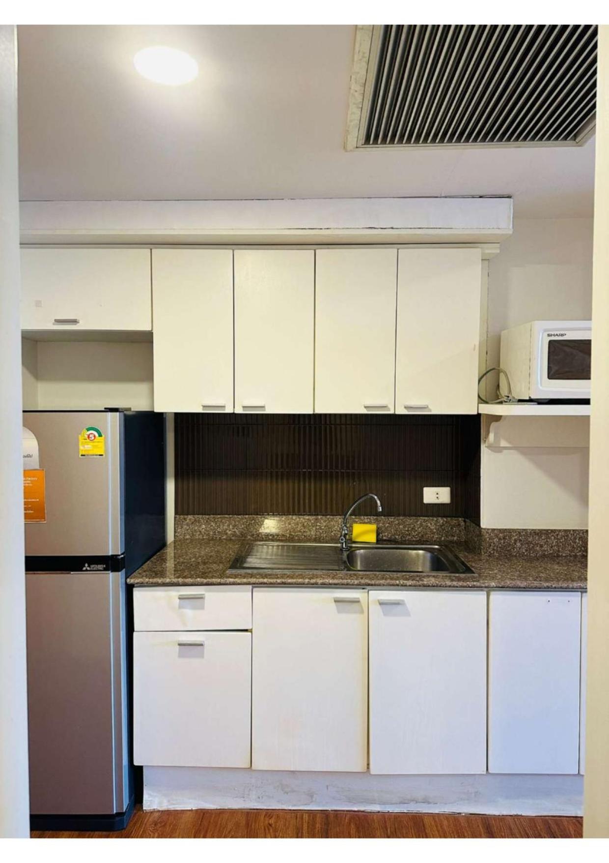 Omni Tower Nana- Fully Furnished Apartments Bangkok