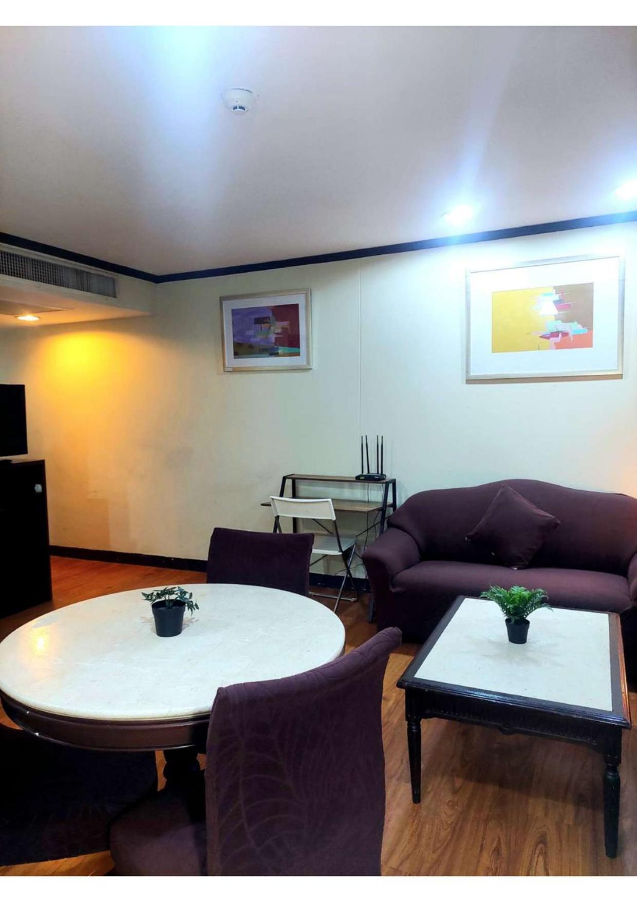 Omni Tower Nana- Fully Furnished Apartments Bangkok