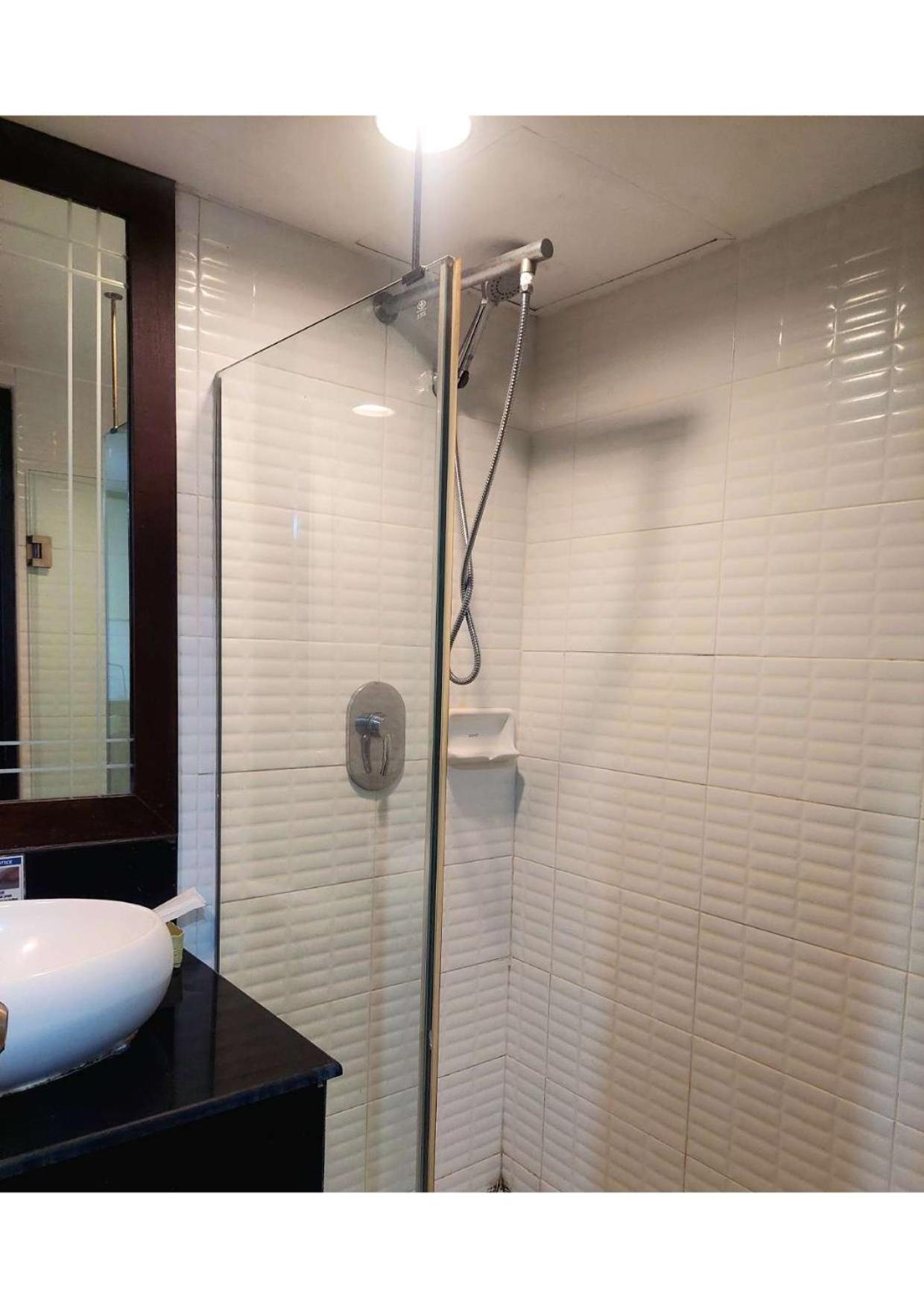 Omni Tower Nana- Fully Furnished Apartments Bangkok