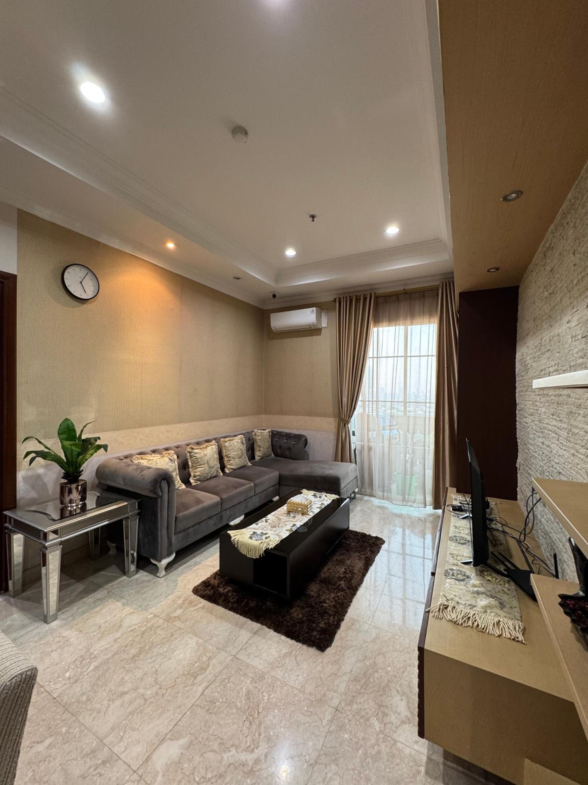 2 Bedroom apartment at Senayan