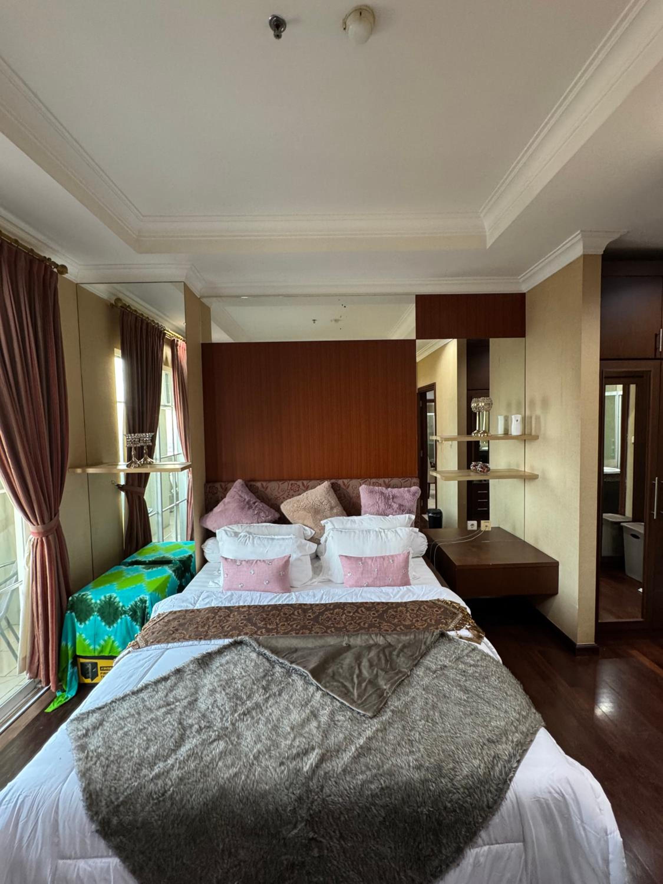2 Bedroom apartment at Senayan