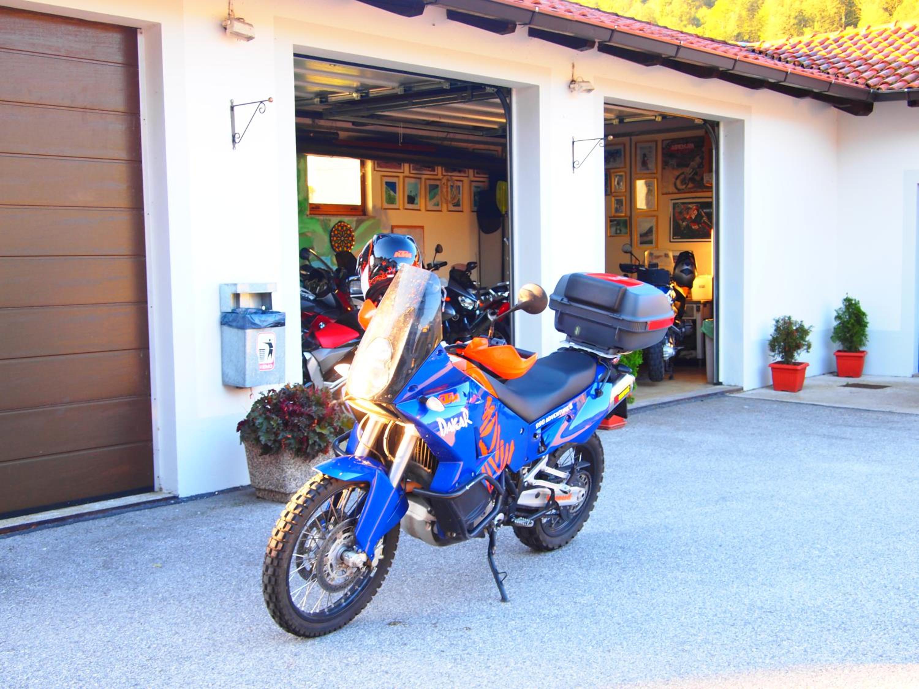 Photo 9