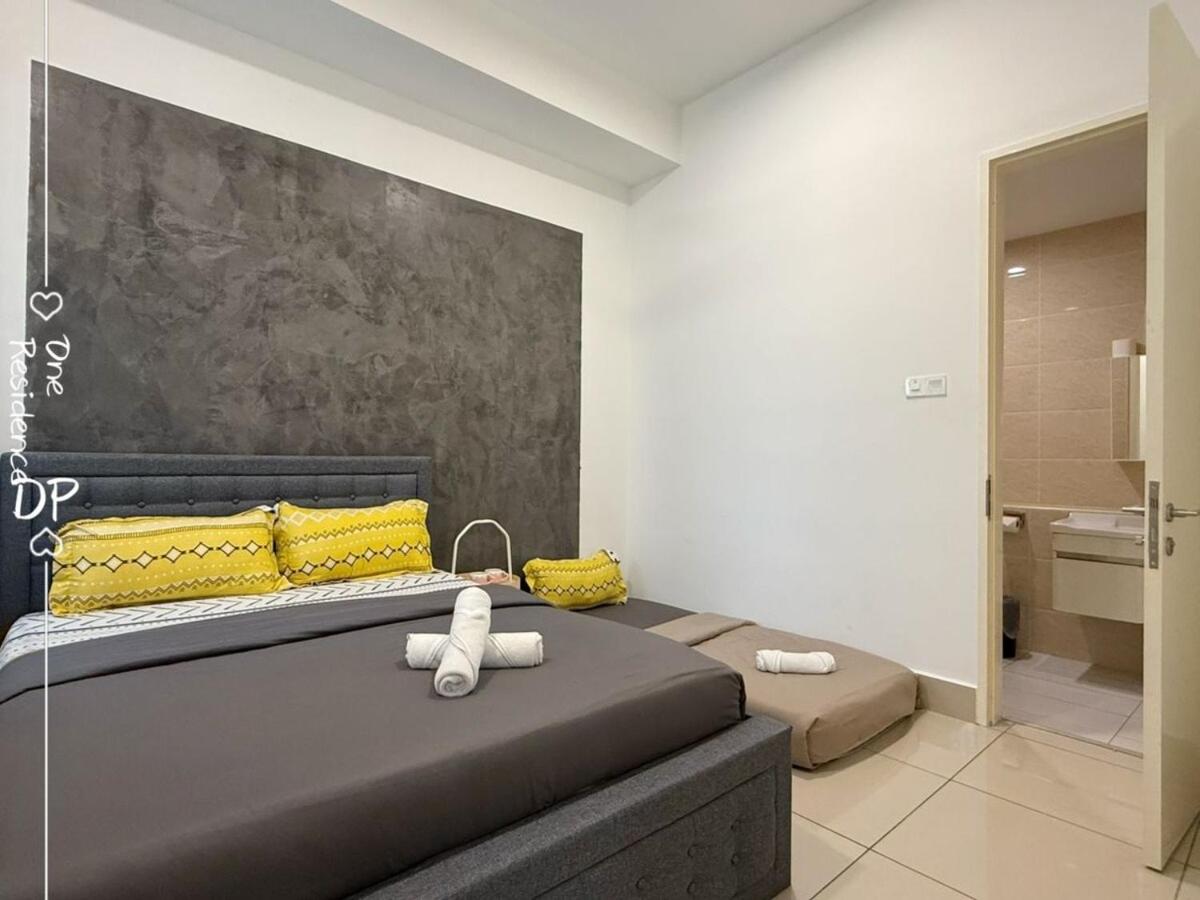 Infinity Pool 7pax City Homestay KL Mrt Velo TRX