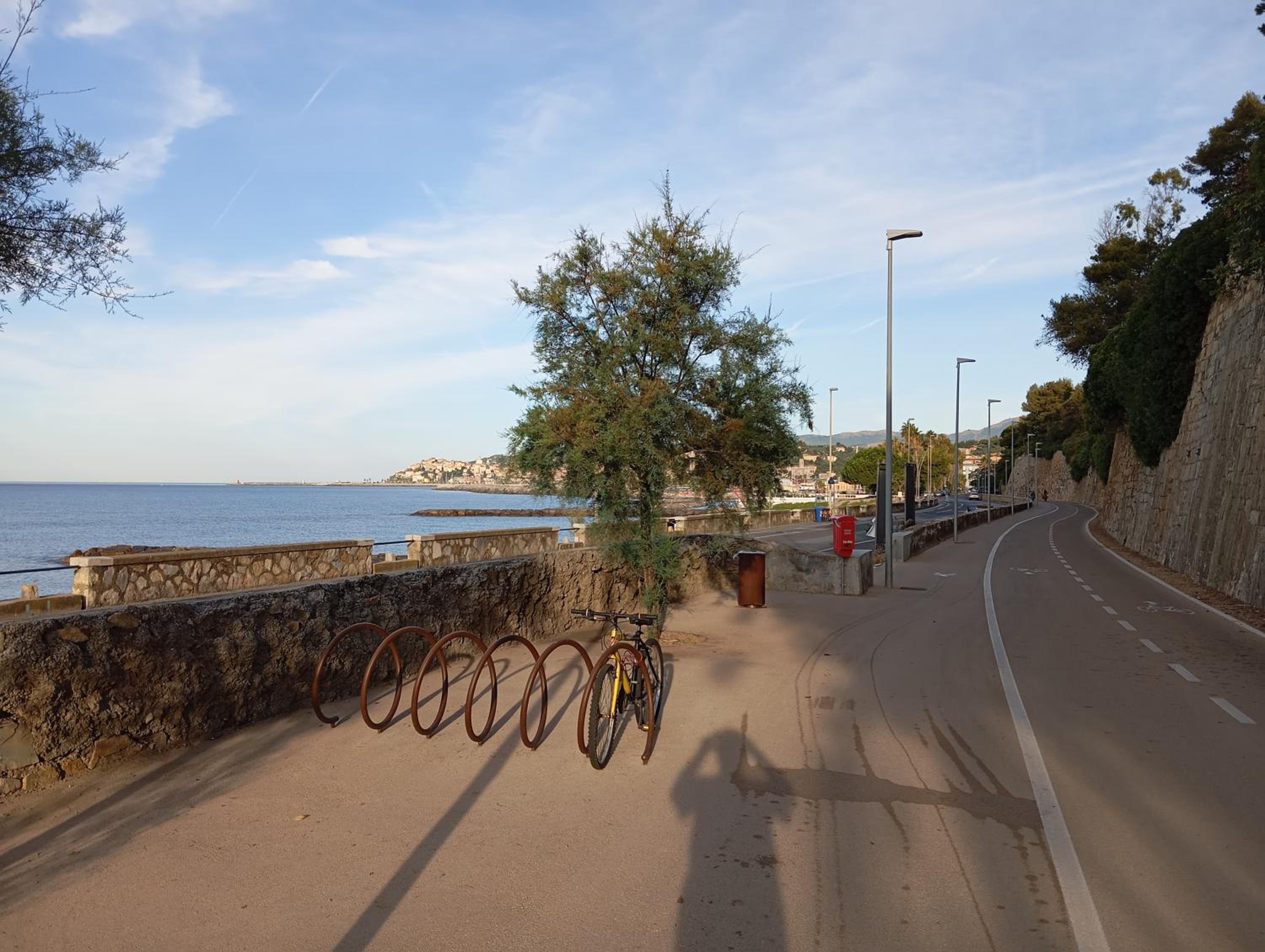 Meine Sonne Riviera, appartamento storico con vista mare, terrazzo e parcheggio