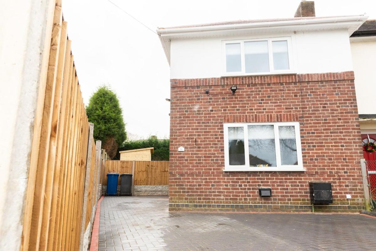 Argyle House Stunning 2 Bed Town Centre Home from Home with Private Parking