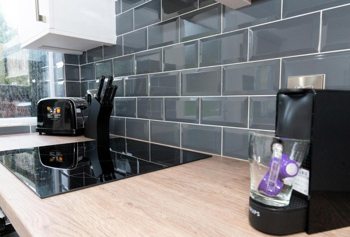 Argyle House Stunning 2 Bed Town Centre Home from Home with Private Parking