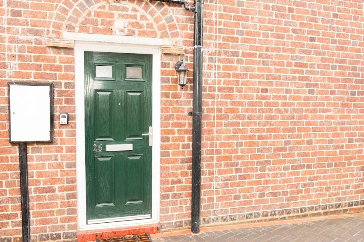 Argyle House Stunning 2 Bed Town Centre Home from Home with Private Parking