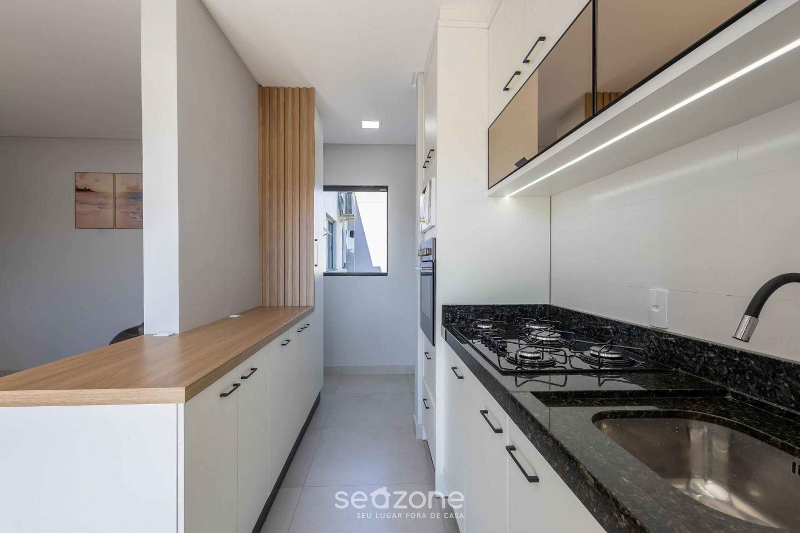Apart with barbecue close to the Beach SMO0202