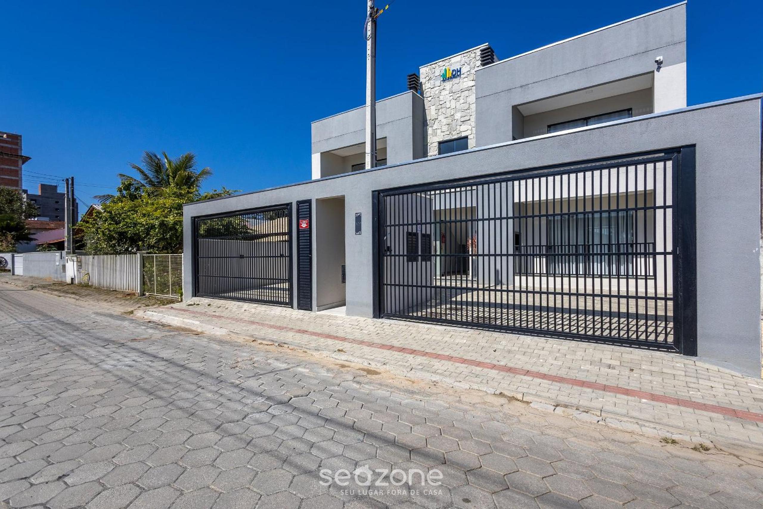 Apart with barbecue close to the Beach SMO0202