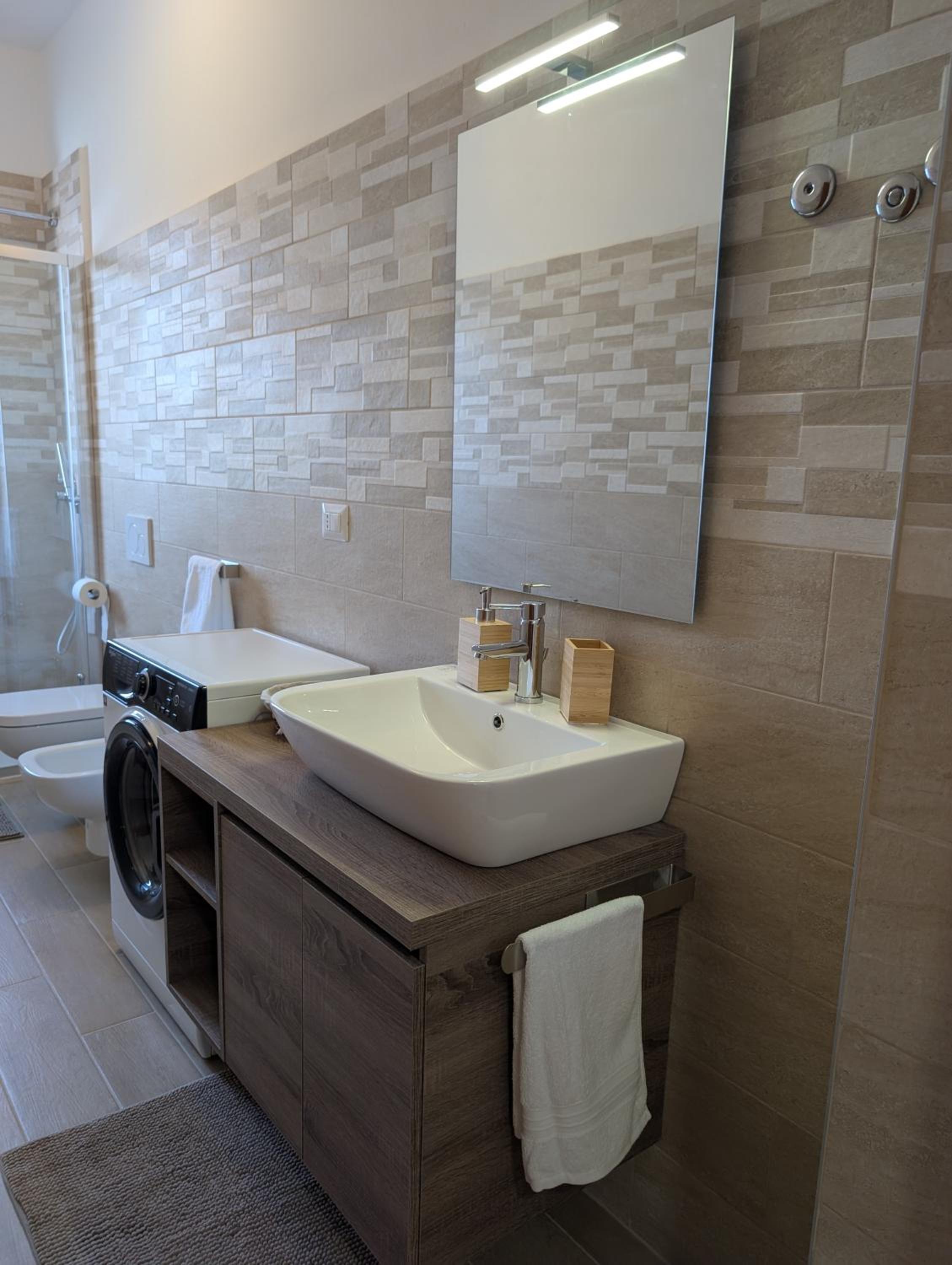 Milano Urban Suite - near San Siro stadium, Fiera Milano, American Embassy, Portello, City Life and Arco della Pace movida