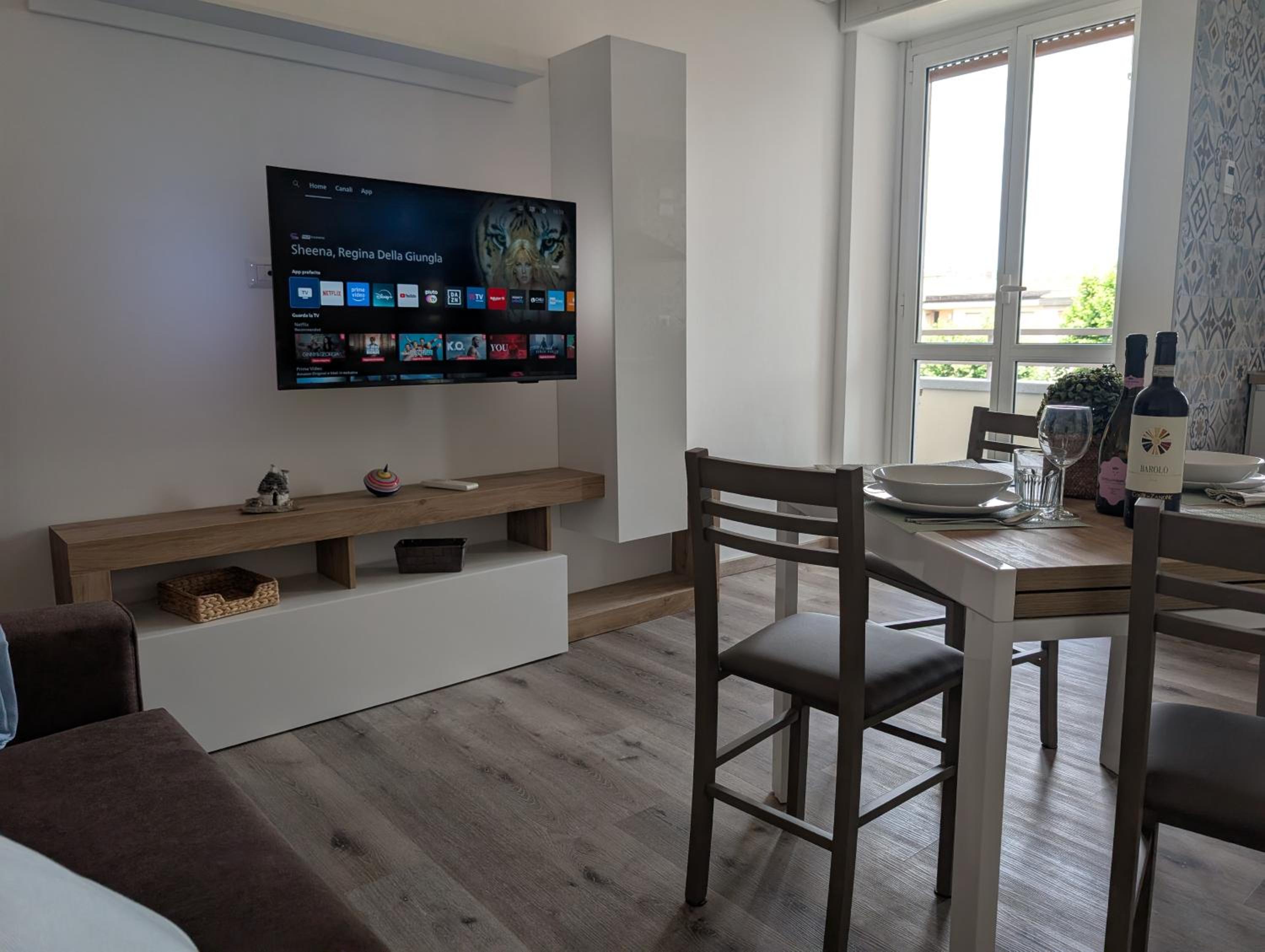 Milano Urban Suite - near San Siro stadium, Fiera Milano, American Embassy, Portello, City Life and Arco della Pace movida