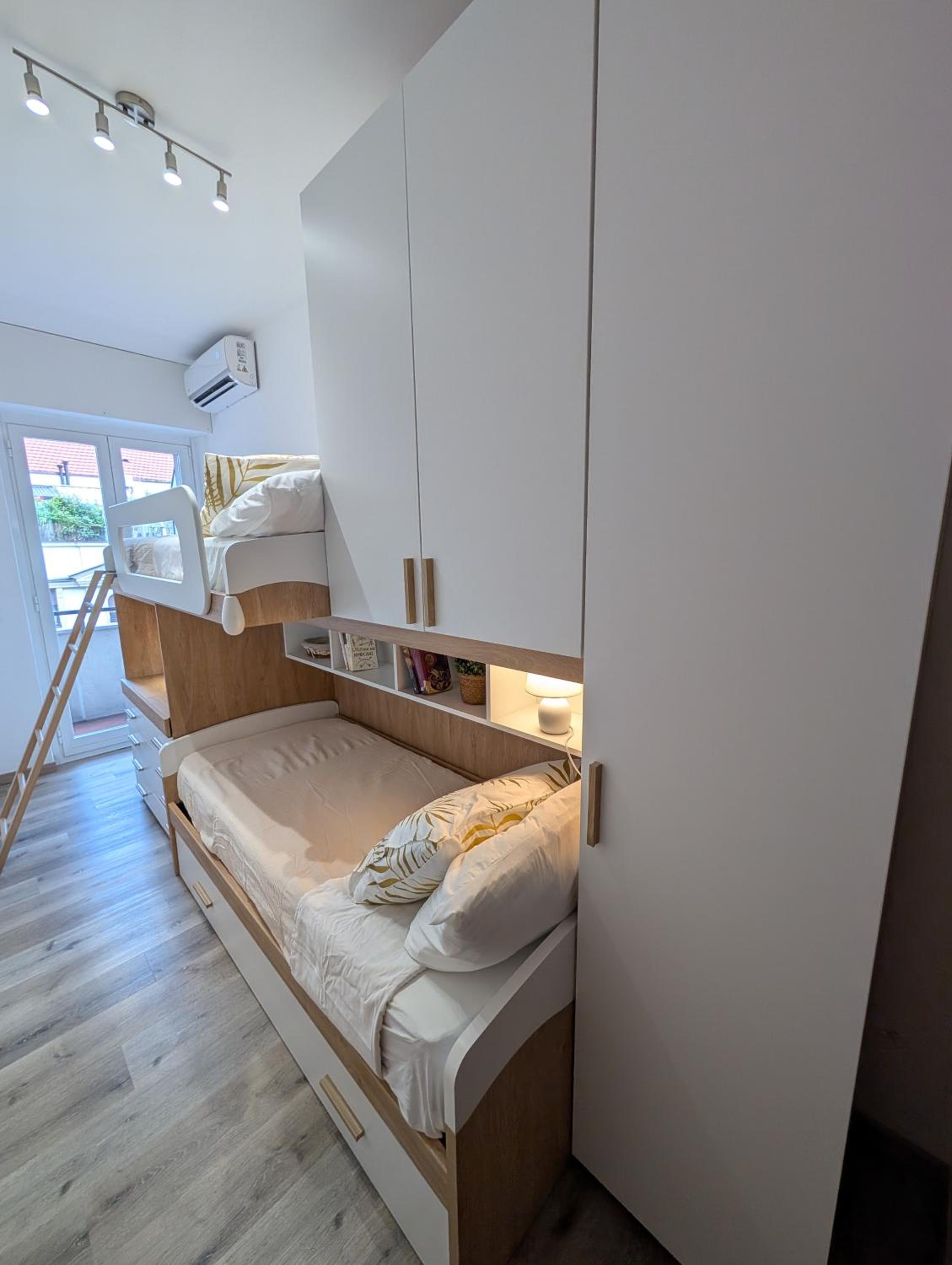 Milano Urban Suite - near San Siro stadium, Fiera Milano, American Embassy, Portello, City Life and Arco della Pace movida